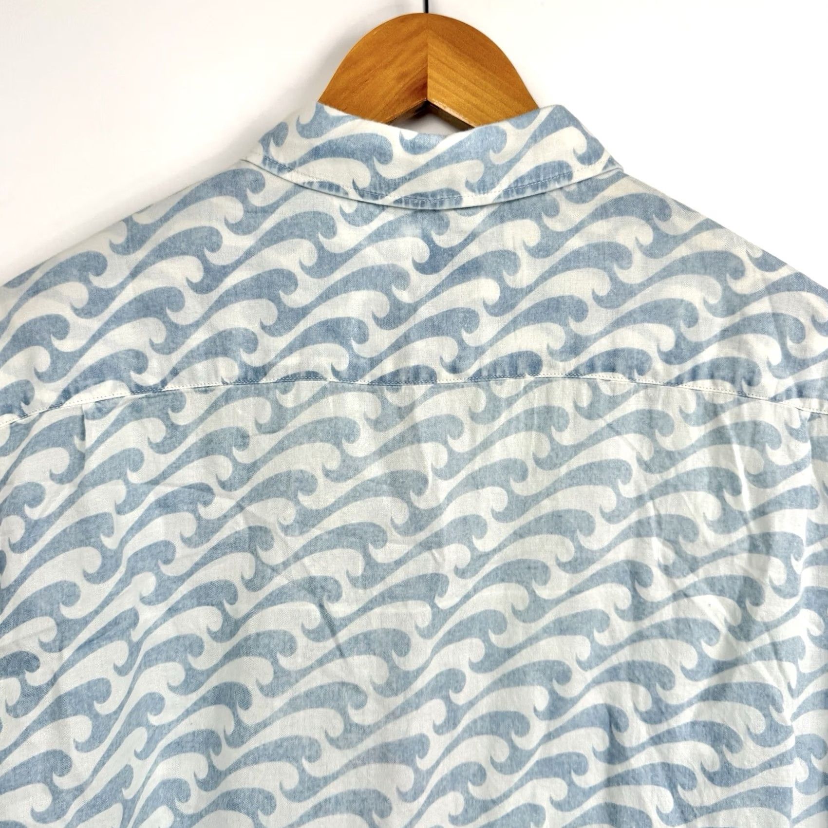 Faherty Faherty Mens Large Button Down Short Sleeve Shirt Indigo Dyed Tidal Waves Cotton Floral Pattern Indigo/Blue Vintage: No Size US L / EU 52-54 / 3 - 7 Thumbnail