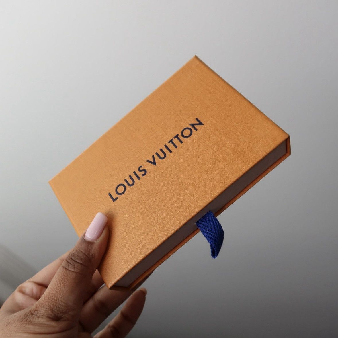 Louis Vuitton × Takashi Murakami Louis Vuitton LV × TM Criss-Cross Card Holder Size ONE SIZE - 14 Thumbnail