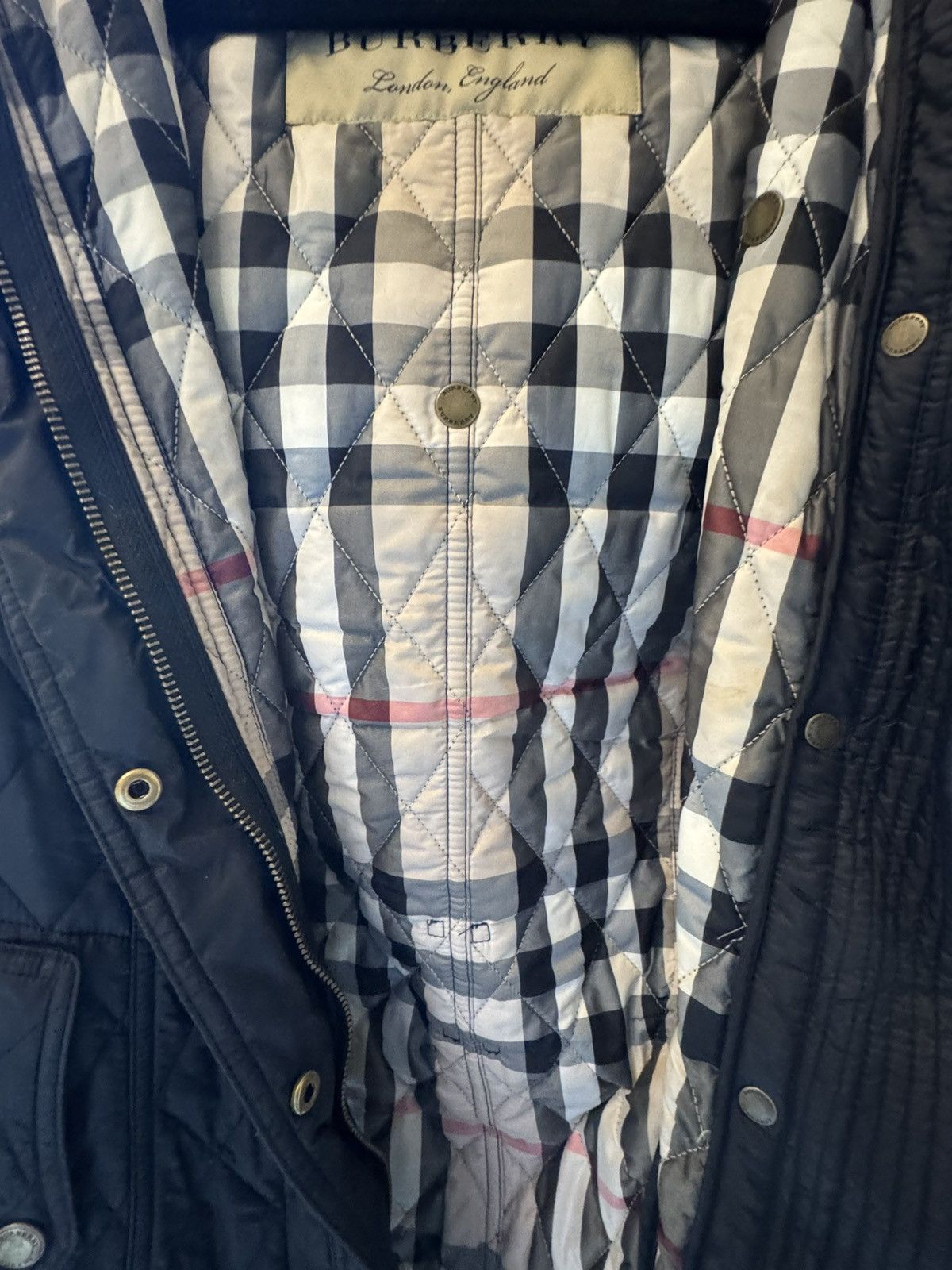 Burberry Quilted Hooded Jacket Size M / US 6-8 / IT 42-44 - 2 Thumbnail