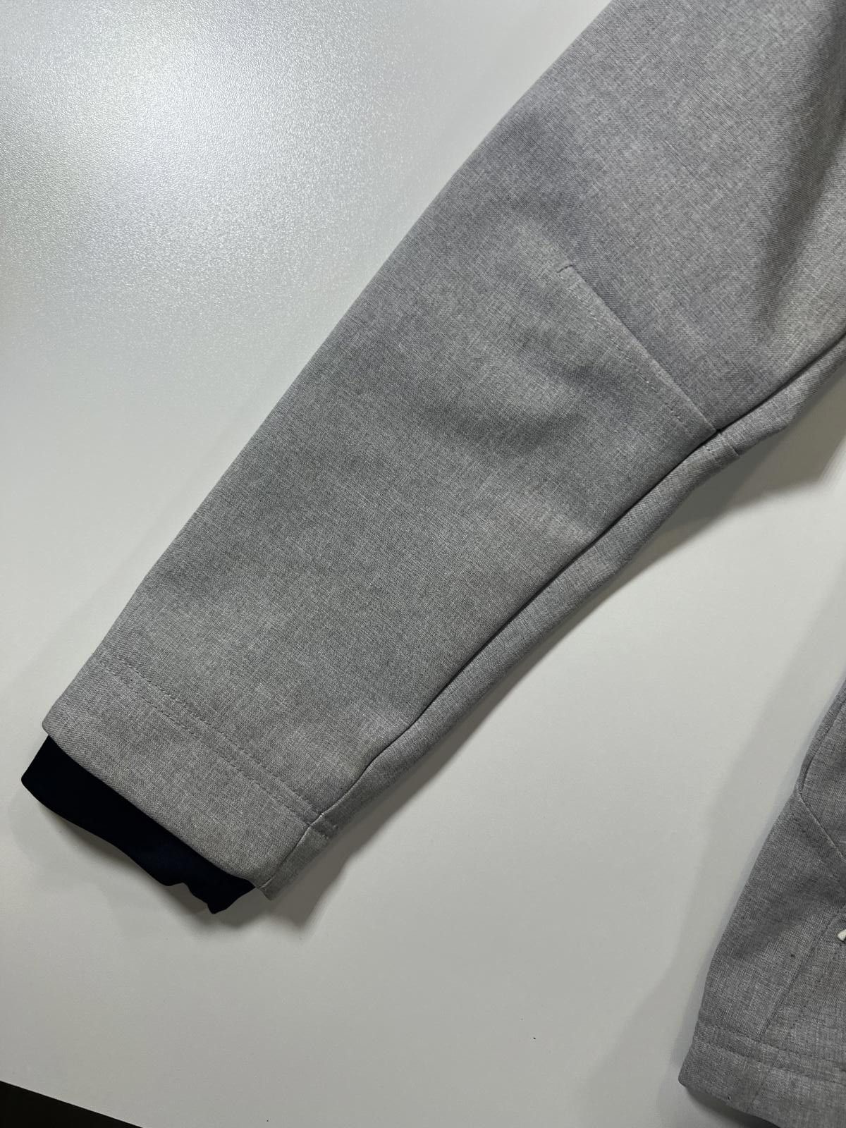The North Face The North Face Gray Softshell Hooded Jacket women’s S Size US M / EU 48-50 / 2 - 7 Thumbnail