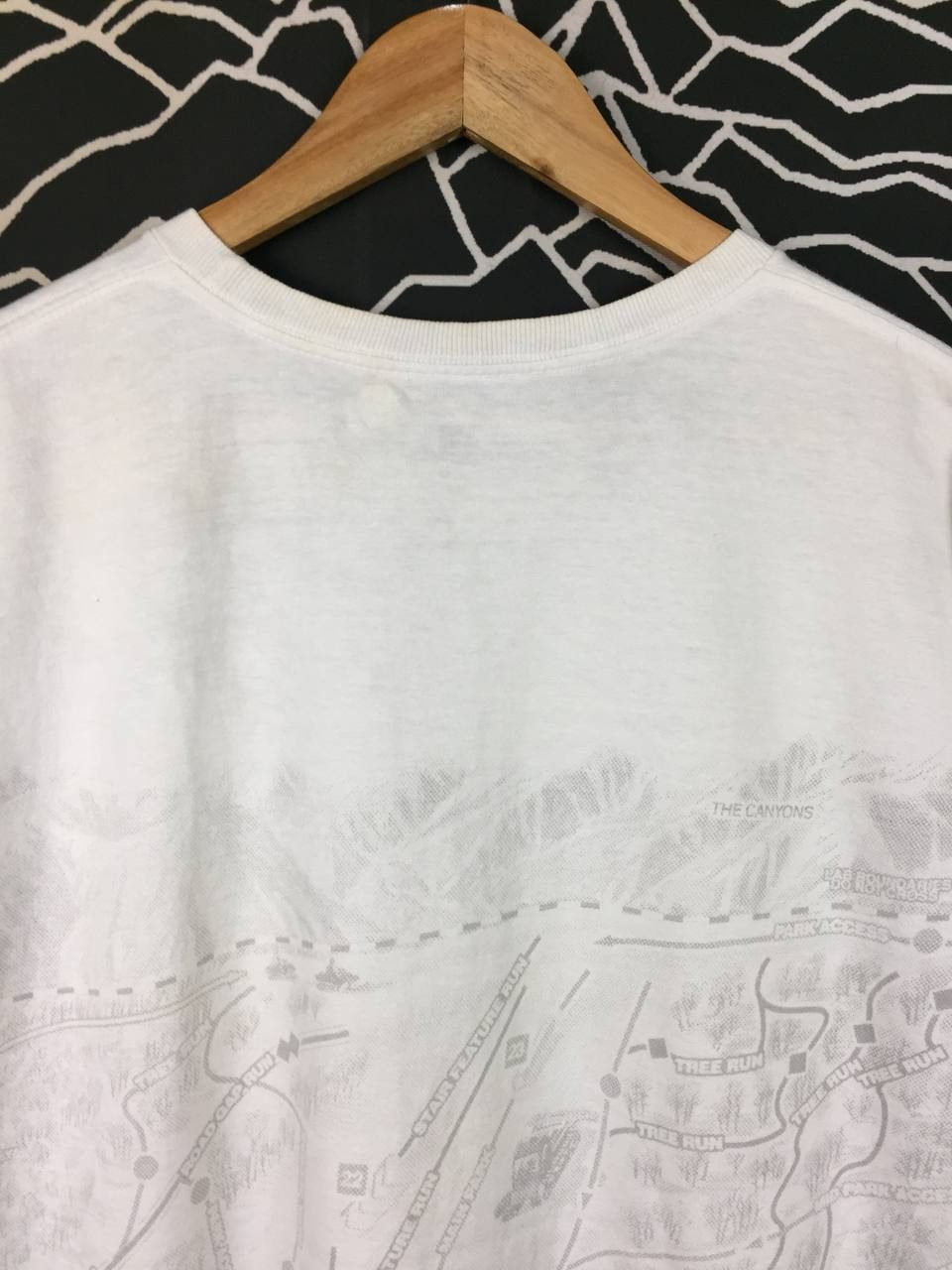 DC DC Shoes All Over Print Park City Resort Trail Map Tee Size US L / EU 52-54 / 3 - 12 Thumbnail