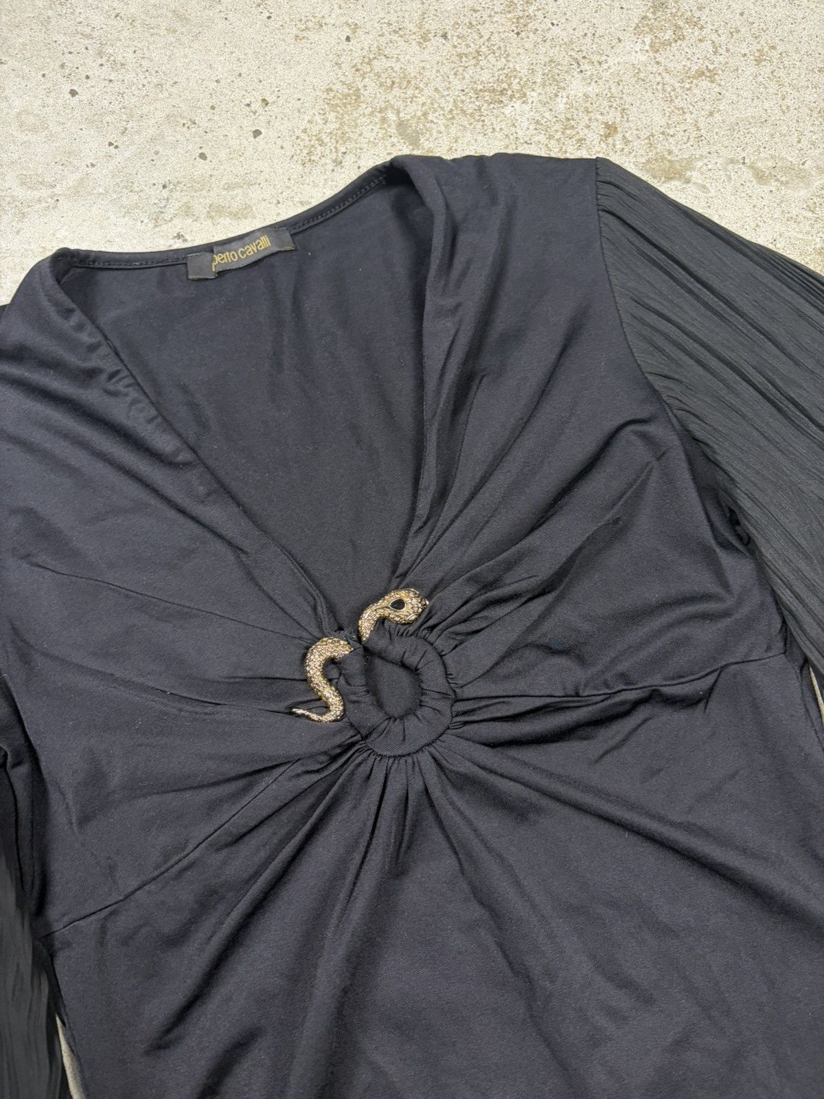 Roberto Cavalli Vintage 2007 Roberto Cavalli Black Flare Sleeves Pleated Top Size S / US 4 / IT 40 - 6 Thumbnail