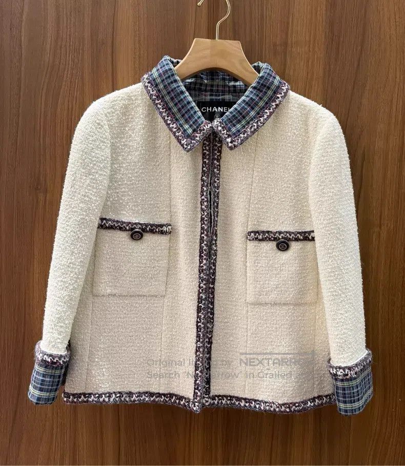 Chanel Chanel 20C Station Series Tweed Short Coat Size S / US 4 / IT 40 - 1 Thumbnail