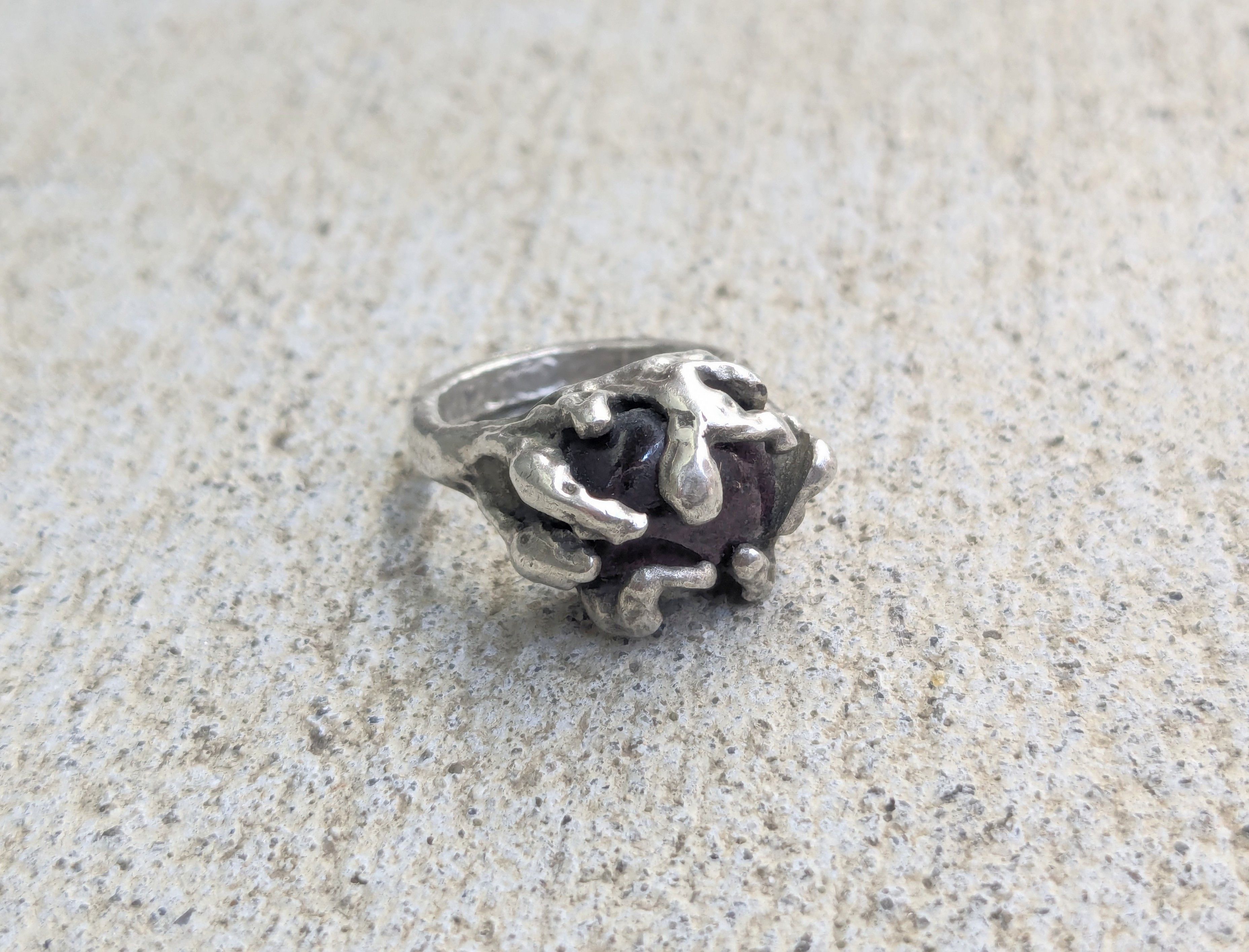 Jewelry Vintage Sterling Silver Ring Brutalist 4.5 Pink Glass Oval Size ONE SIZE - 1 Thumbnail