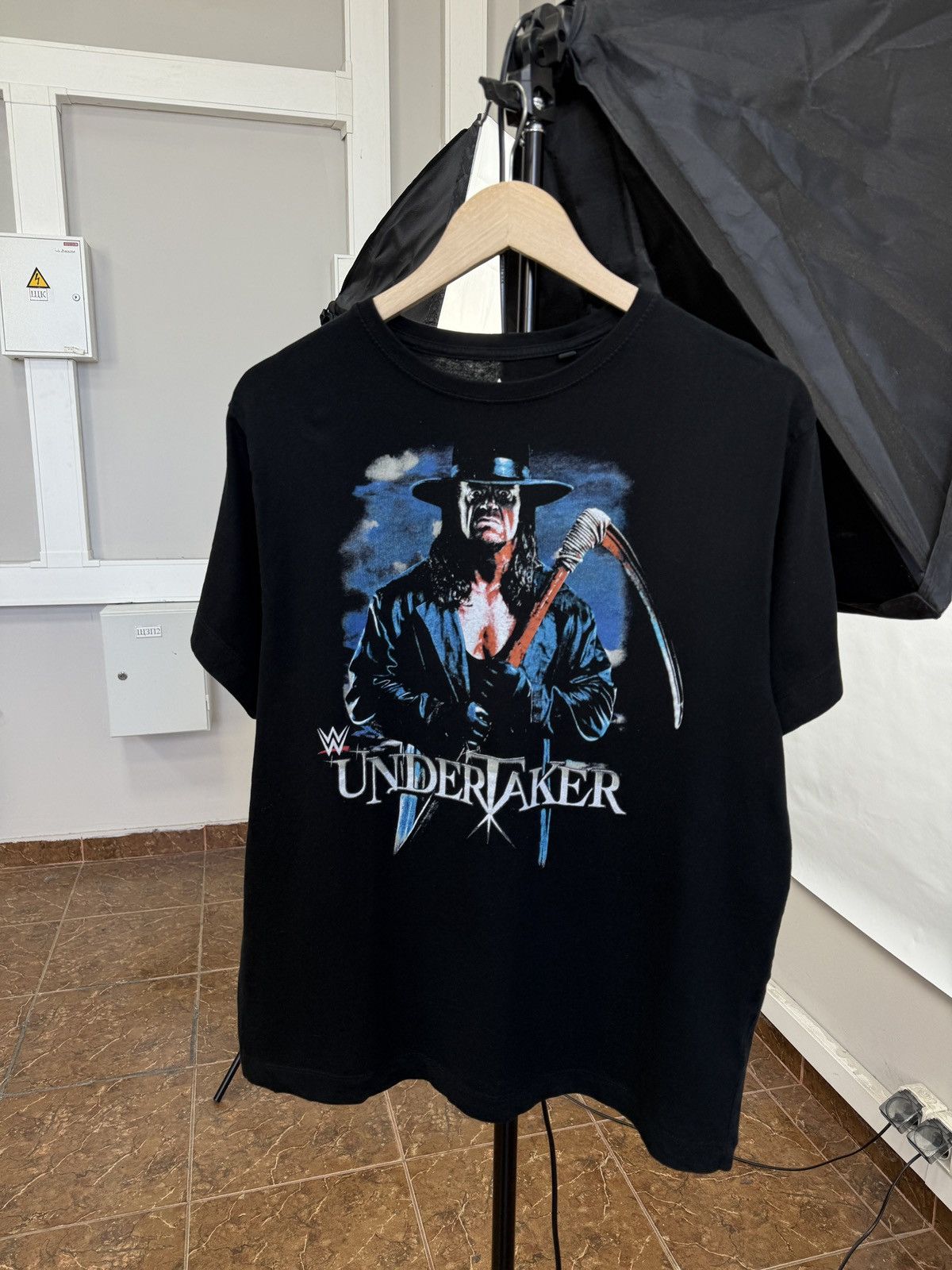 WWE 🇺🇸💀Vintage Y2K WWE Undertaker Skull Rip Dead T-Shirt 2021 Size US L / EU 52-54 / 3 - 1 Thumbnail
