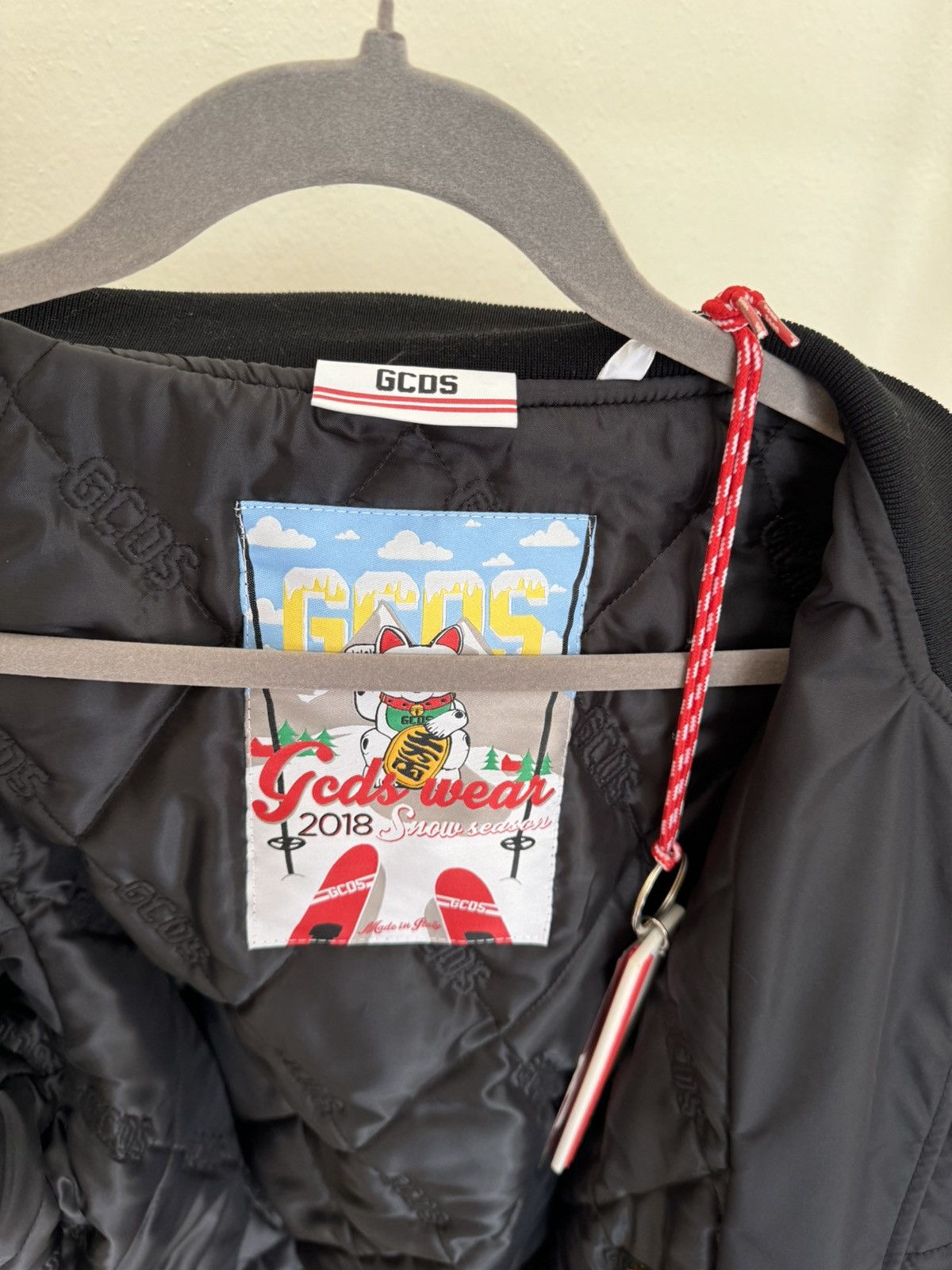GCDS Bomber GCDS snow season 2018 Size US XL / EU 56 / 4 - 3 Thumbnail