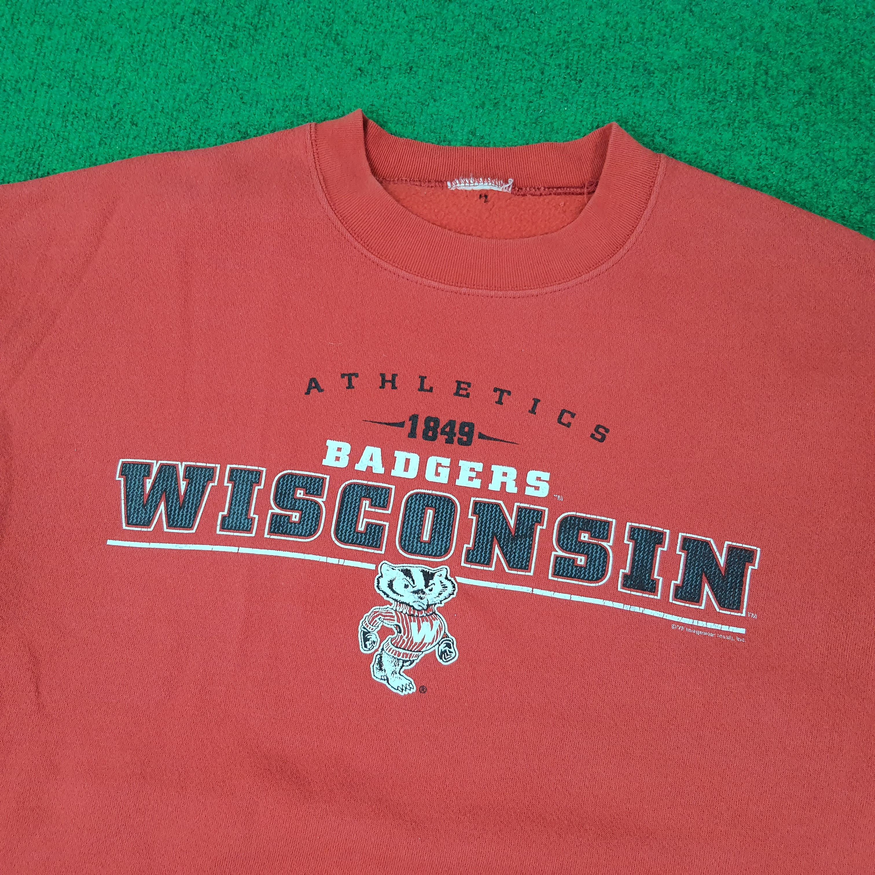 NFL Vintage Badgers Wisconsin Football NFL Sweatshirt C248N3 Size US XL / EU 56 / 4 - 2 Thumbnail
