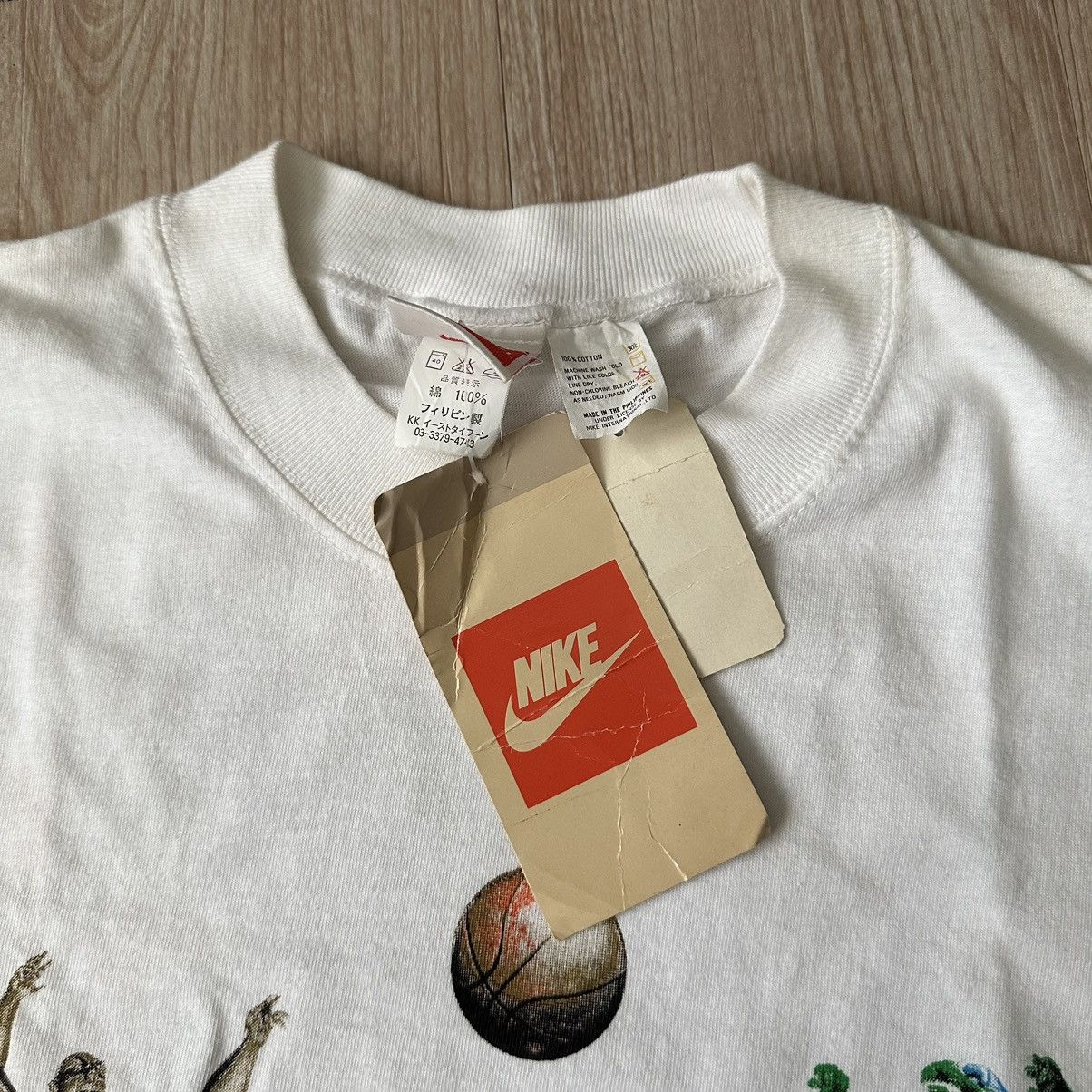 Band Tees × Nike × Vintage Vintage Nike 1992 Godzilla Vs Charles Barkley T Shirt Size US L / EU 52-54 / 3 - 6 Thumbnail