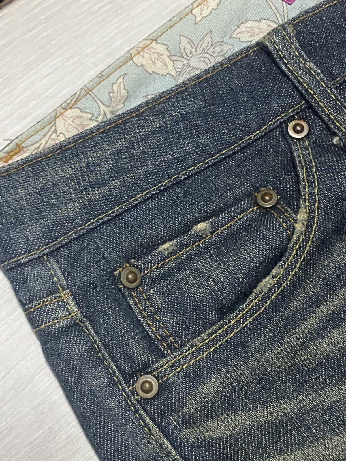 Uniqlo Vintage Japanese Brand Uniqlo Black Denim Boot Slim Jeans Size US 31 - 7 Thumbnail