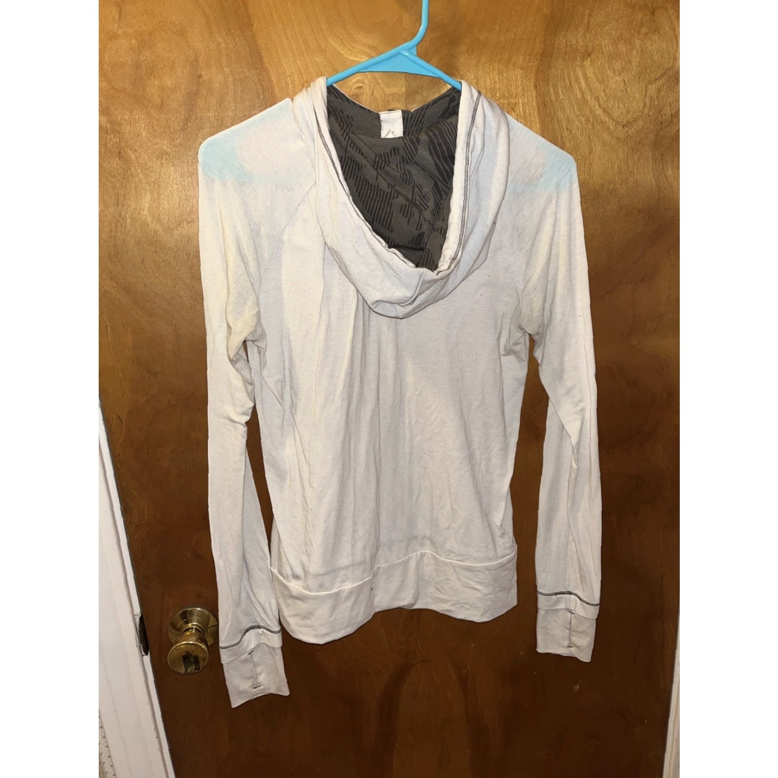 The North Face North Face Hoodie Shirt White Ladies Size Small W/Thumb Holes Active Wear Size S / US 4 / IT 40 - 7 Thumbnail