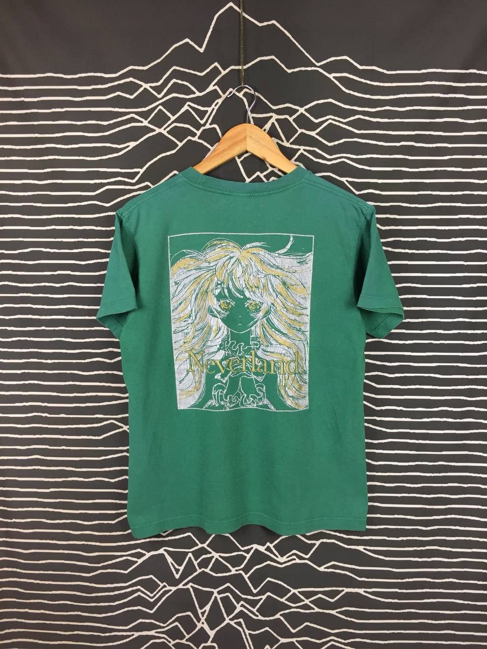 Vintage Neverland Anime Girl Graphic T-Shirt Green Manga Style Tee Size US S / EU 44-46 / 1 - 2 Thumbnail