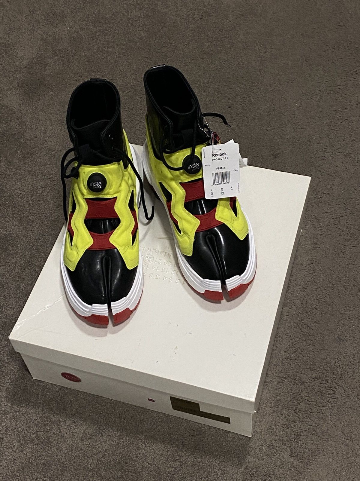Maison Margiela × Reebok Maison Margiela x Reebok Tabi New With Box Sneakers Size US 9 / EU 42 - 2 Thumbnail