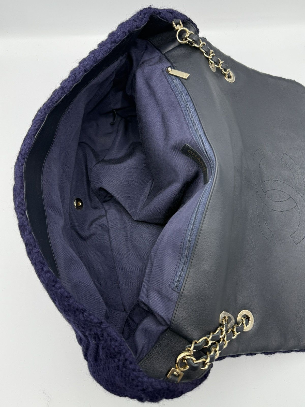 Chanel RARE XXL Chanel Knit Purple - luggage Flap bag Size ONE SIZE - 15 Thumbnail