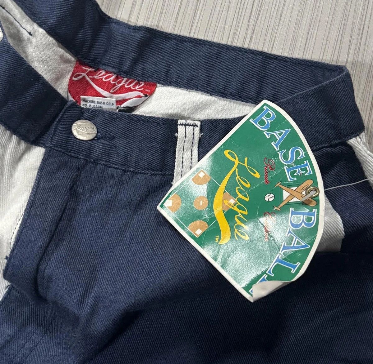 Vintage Vintage League Striped Denim Shorts (Size 33) NWT Size US 33 - 2 Thumbnail