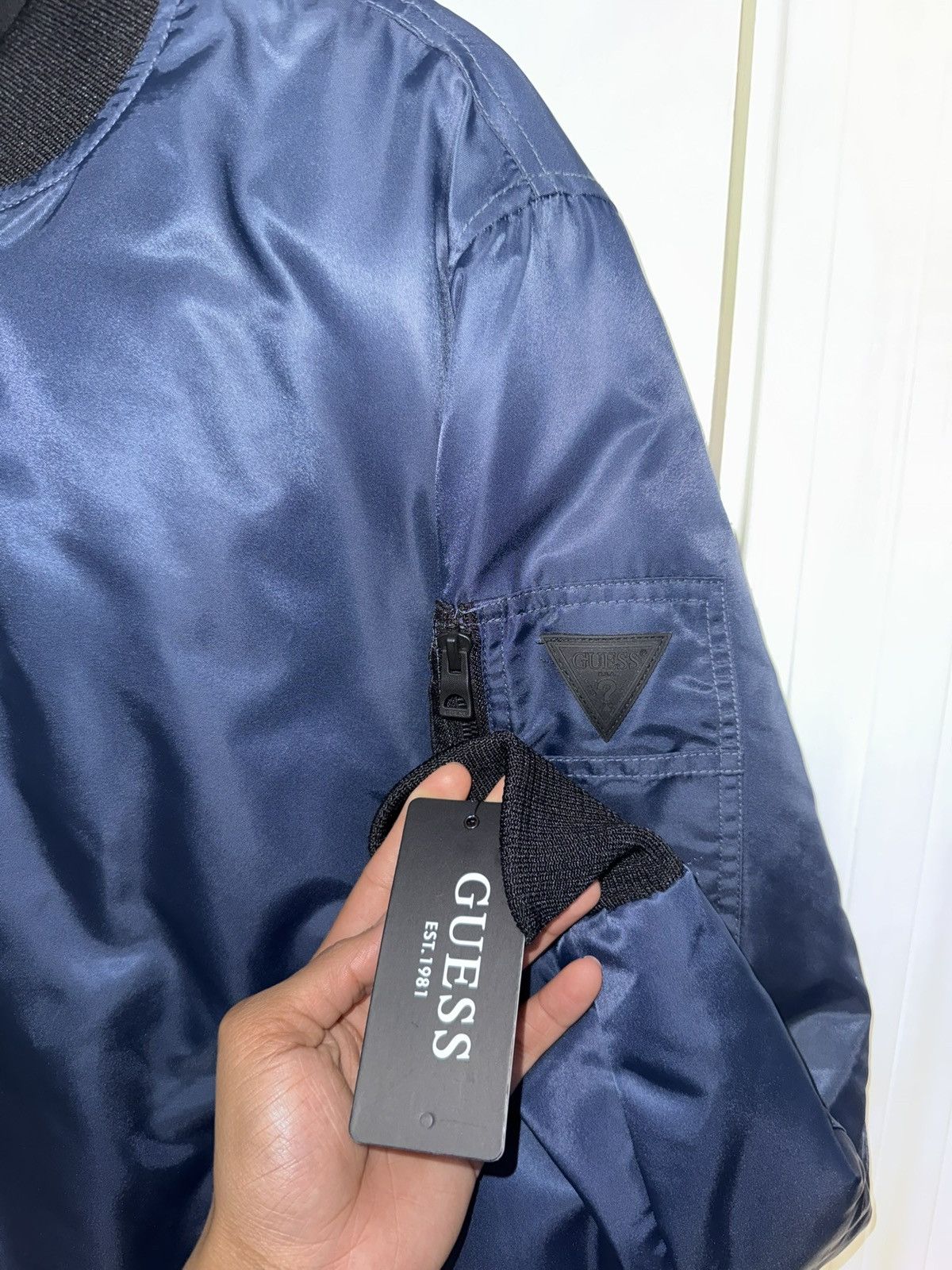 Guess Guess Hooded Bomber Jacket Size US S / EU 44-46 / 1 - 3 Thumbnail