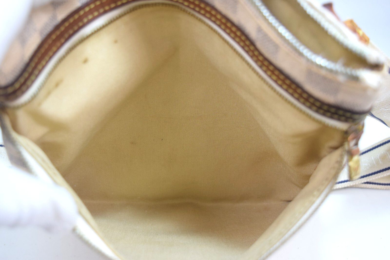 Louis Vuitton Louis Vuitton Pochette Bosphore Crossbody Azur N51112 Size ONE SIZE - 14 Thumbnail