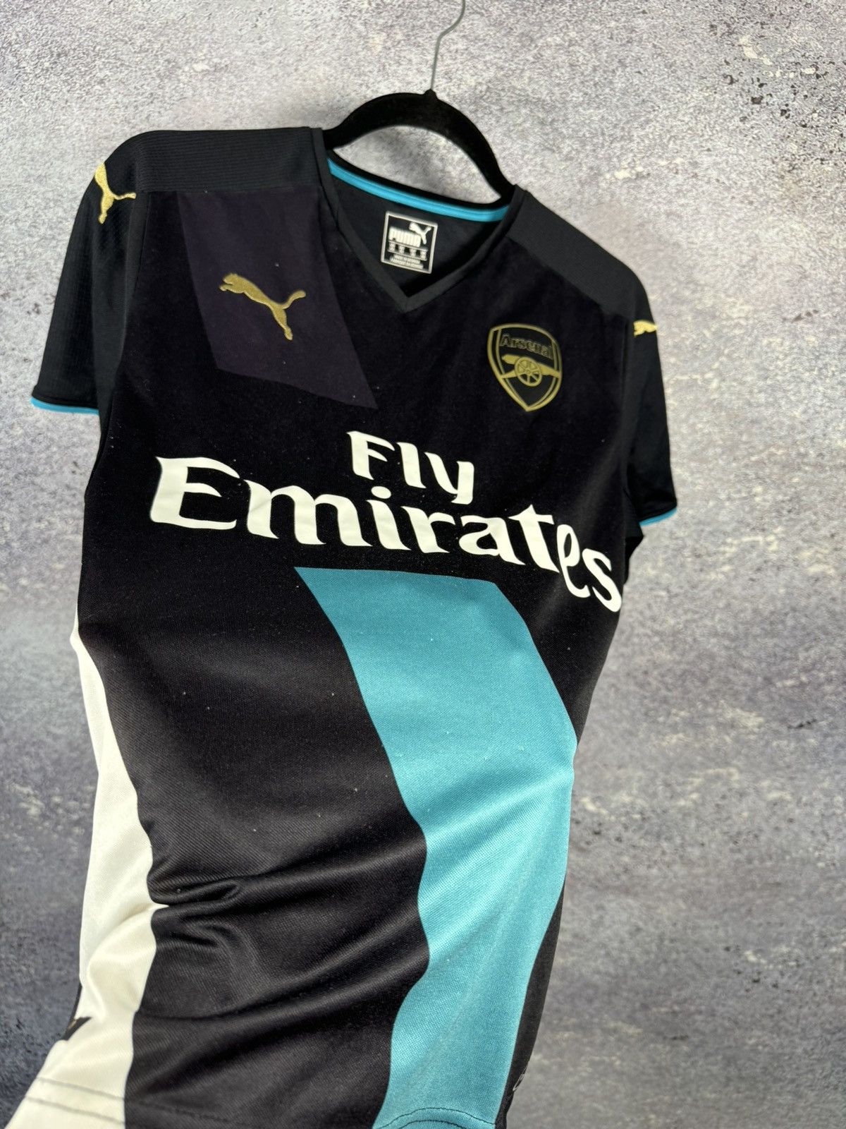Puma × Vintage Vintage Arsenal 2015/16 Third Puma Soccer Jersey Blokcore S Size US S / EU 44-46 / 1 - 11 Thumbnail
