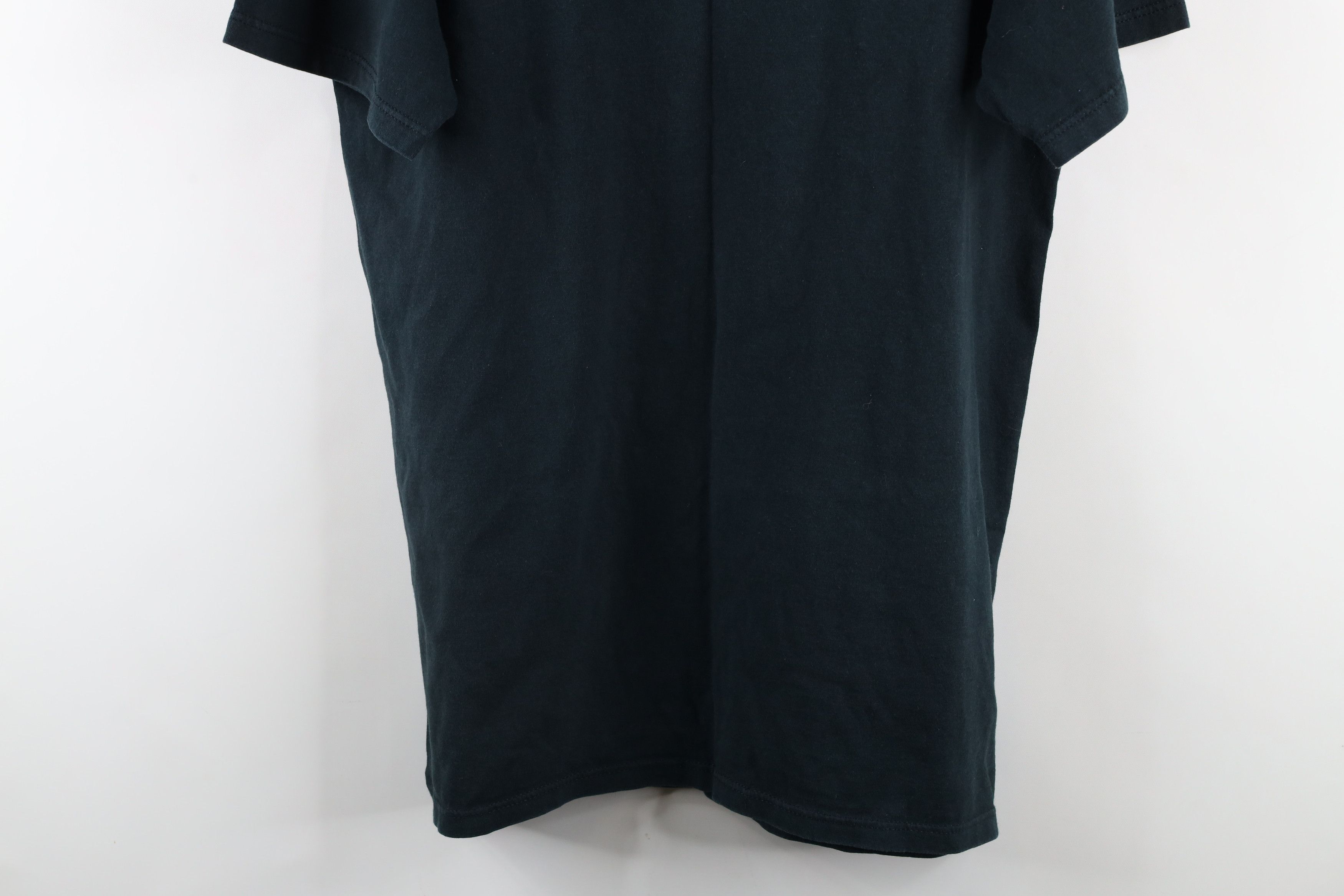 Russell Athletic × Vintage Vintage 90s Russell Athletic Short Sleeve T-Shirt Black USA Size US L / EU 52-54 / 3 - 11 Thumbnail