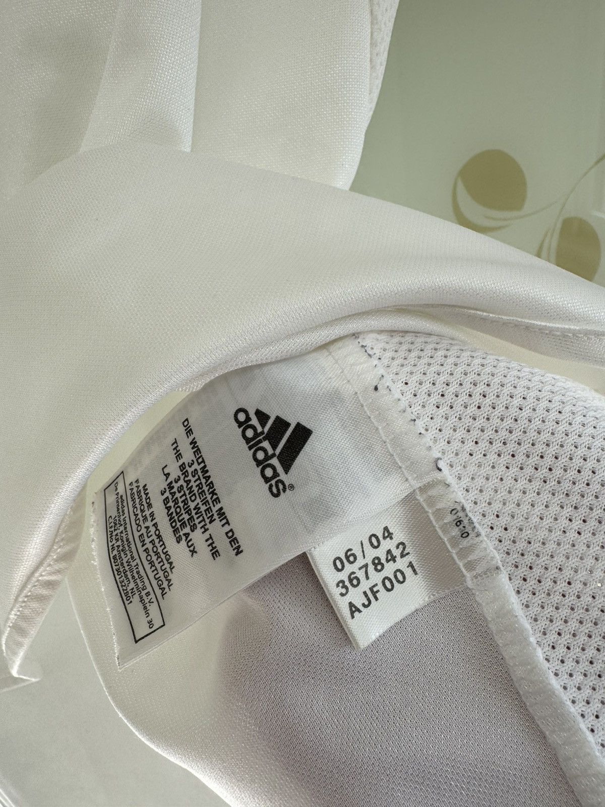 Adidas Ronaldo #9 Real Madrid 2004-2005 Vintage Soccer Jersey Shirt Size US L / EU 52-54 / 3 - 19 Thumbnail