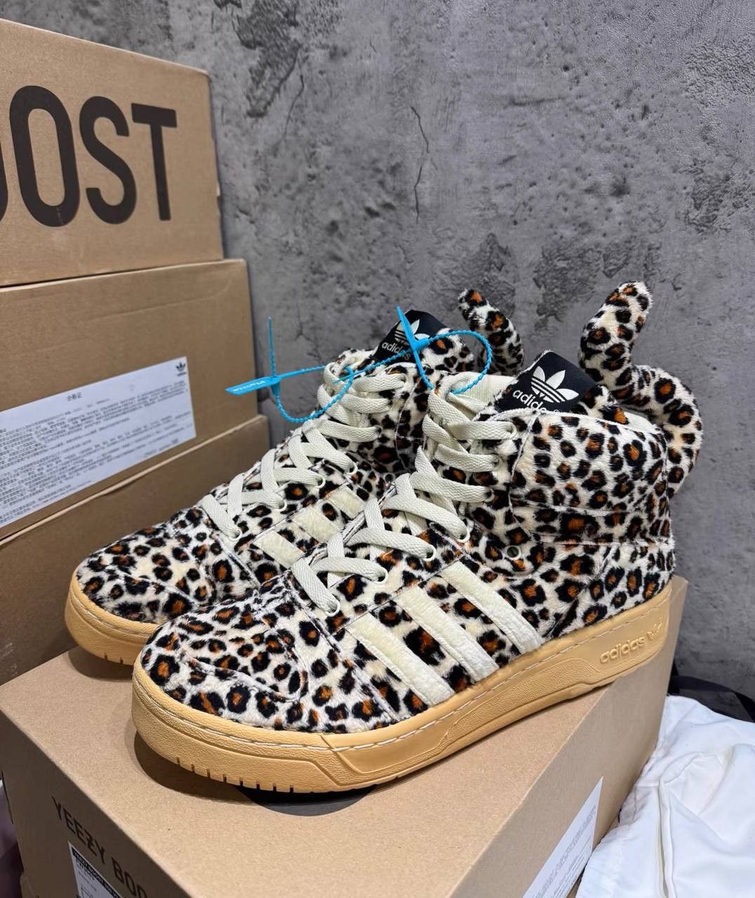 Jeremy Scott adidas Jeremy Scott Wings sneakers Size US 10 / EU 43 - 5 Thumbnail