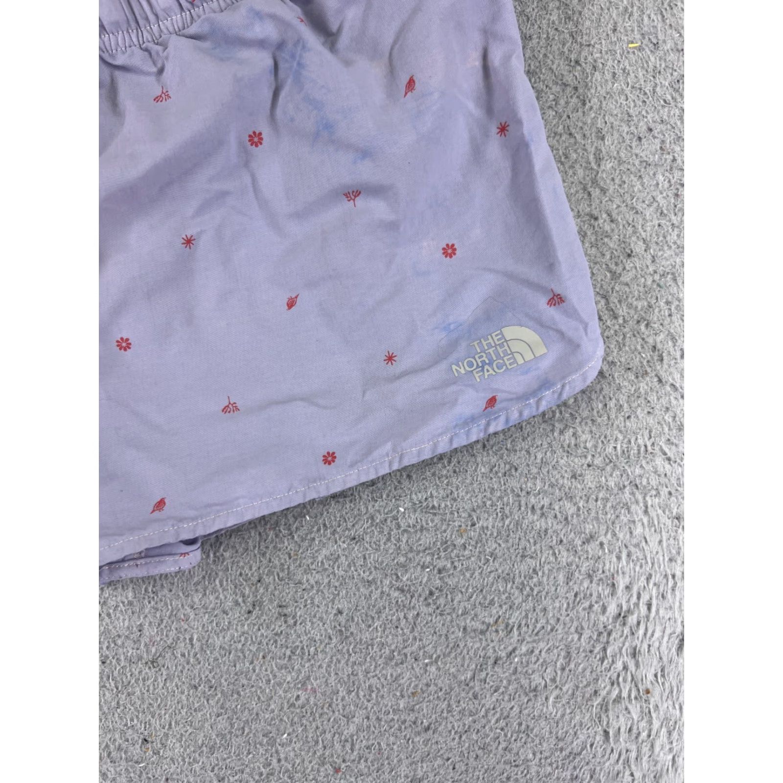 The North Face The North Face Shorts Women Medium Purple Floral Elastic Waist Run Gym 32x2 READ Size 32" / US 10 / IT 46 - 2 Thumbnail