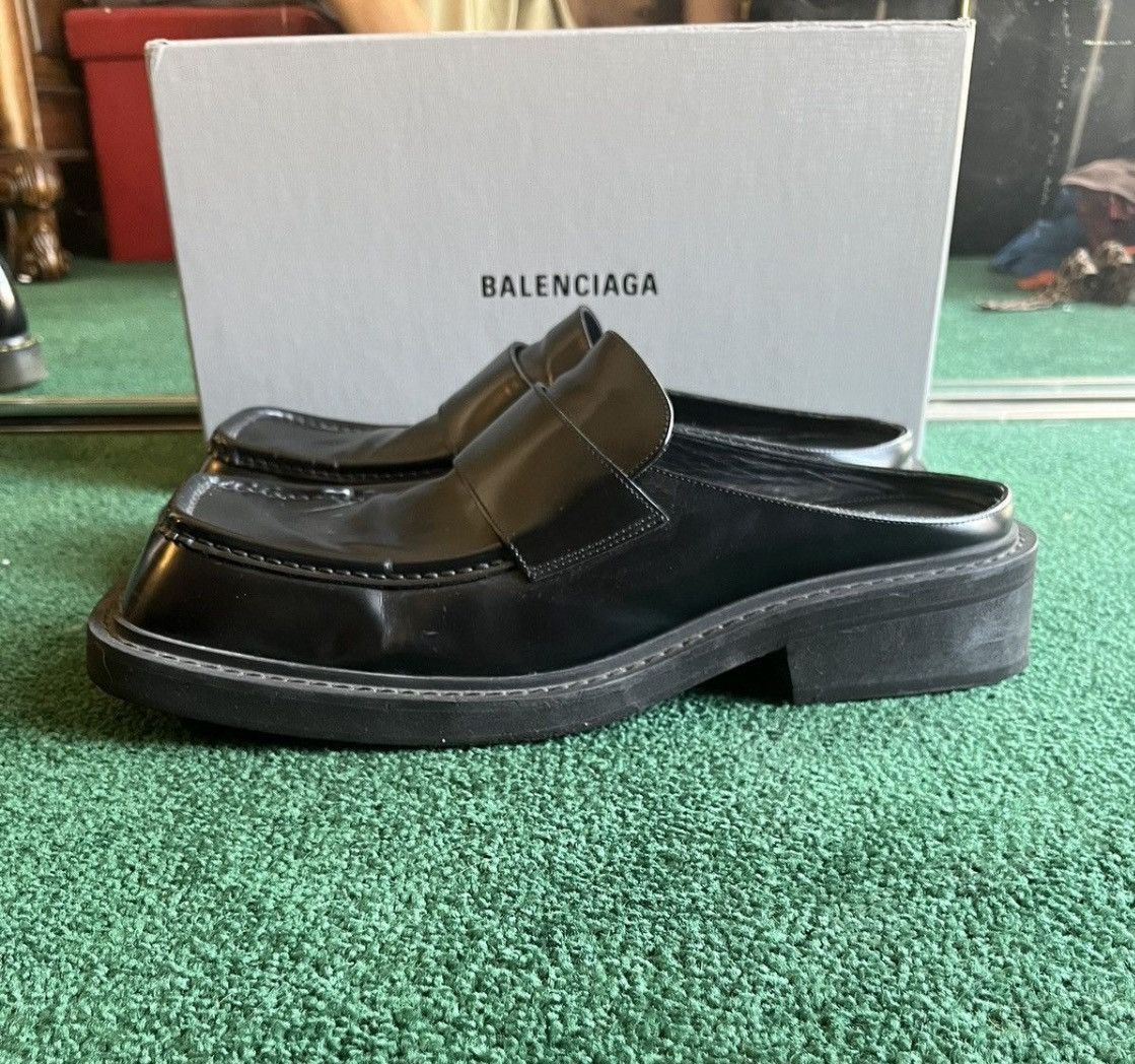 Balenciaga loafer muels