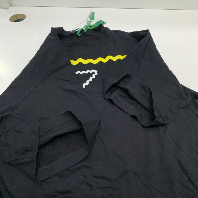 Prada Prada SS23 Black Triangular Print TShirt-2506 Size US L / EU 52-54 / 3 - 6 Thumbnail