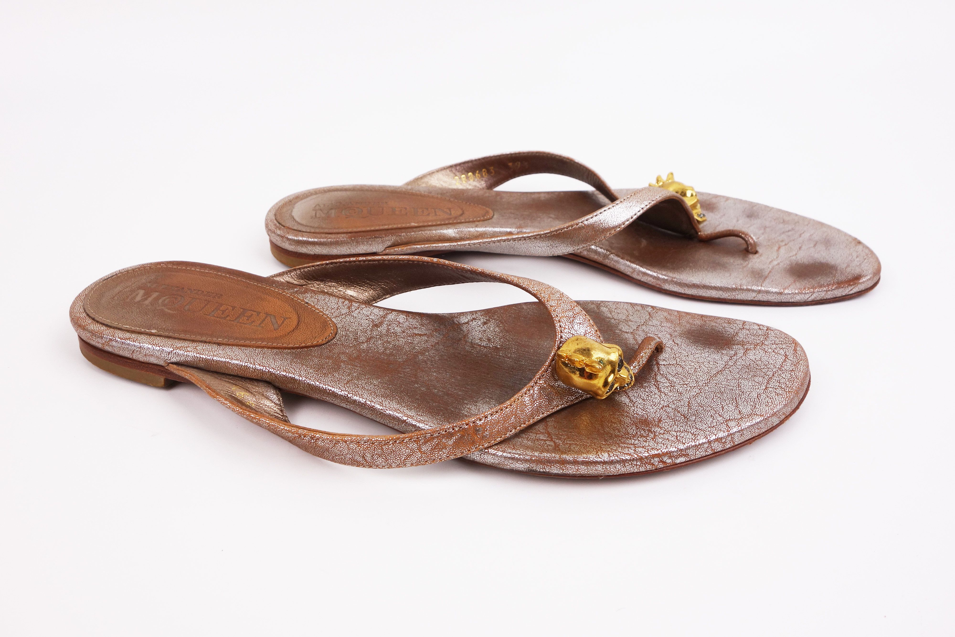 Alexander McQueen McQueen Skull Thong Sandals Flip Flop Crystals Leather 8 Size US 8 / IT 38 - 6 Thumbnail