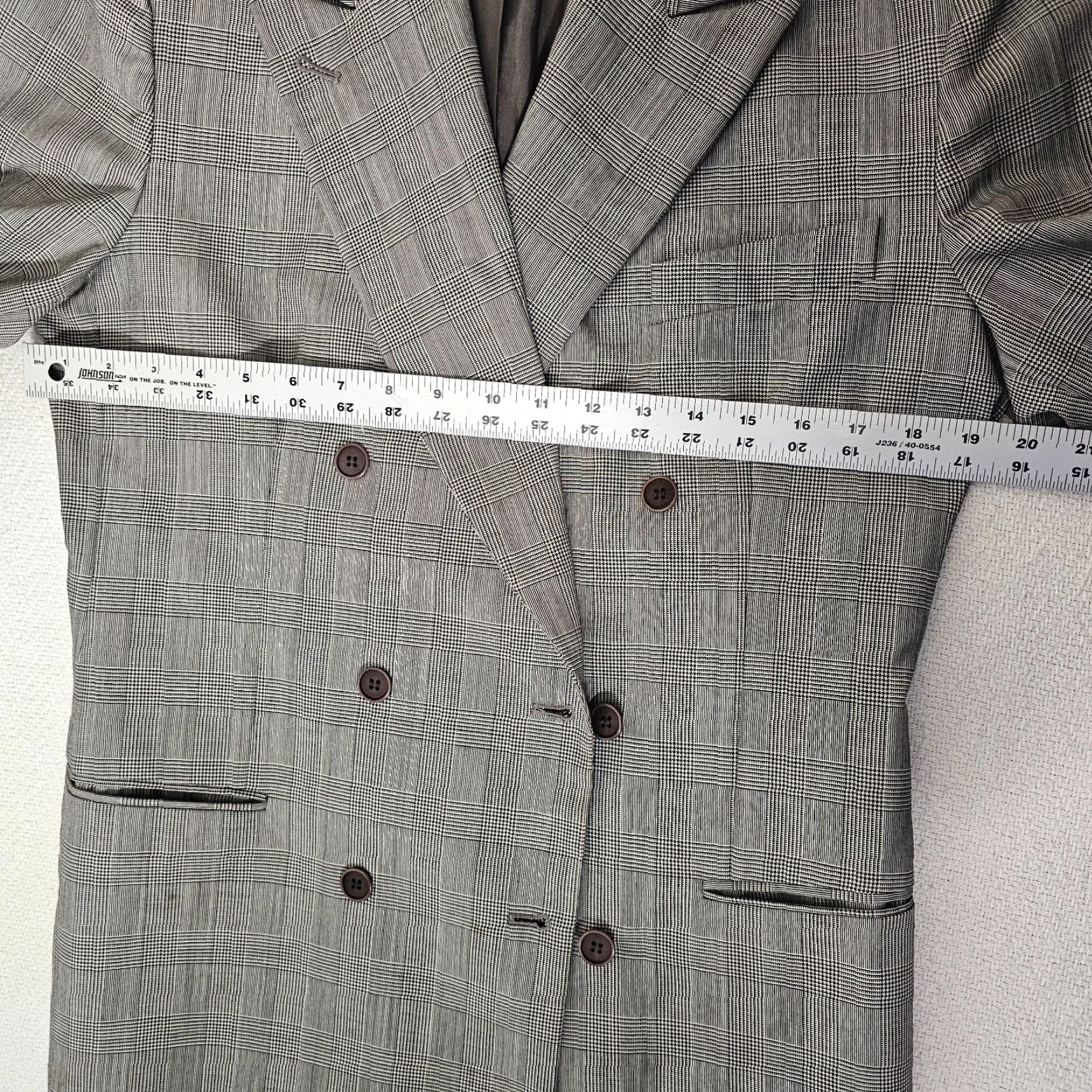Calvin Klein VINTAGE Calvin Klein Blazer Jacket Women 12 Gray Checks 100% Wool Double Breasted USA Style Basic Jacket Size XL / US 12-14 / IT 48-50 - 6 Thumbnail