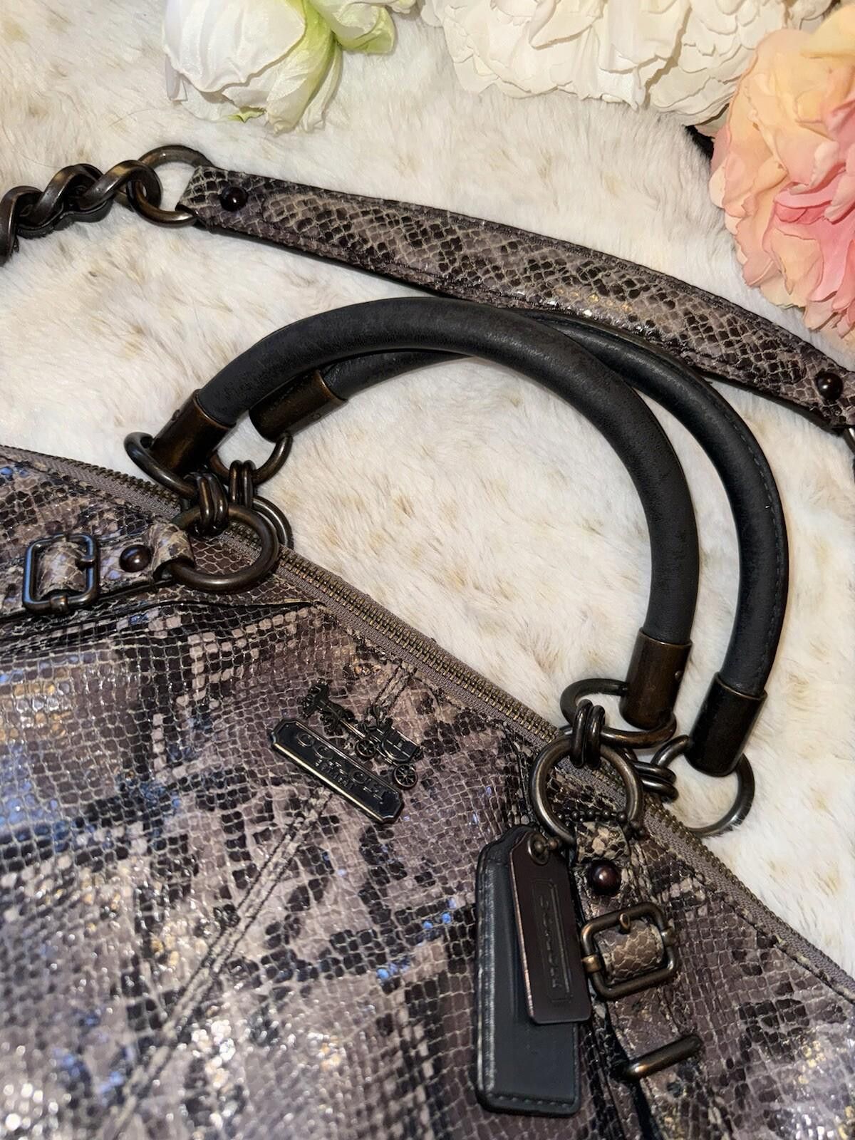 Coach Coach Snakeskin Hand Bag Purse Tote Satchel Soft Leather Size ONE SIZE - 4 Thumbnail