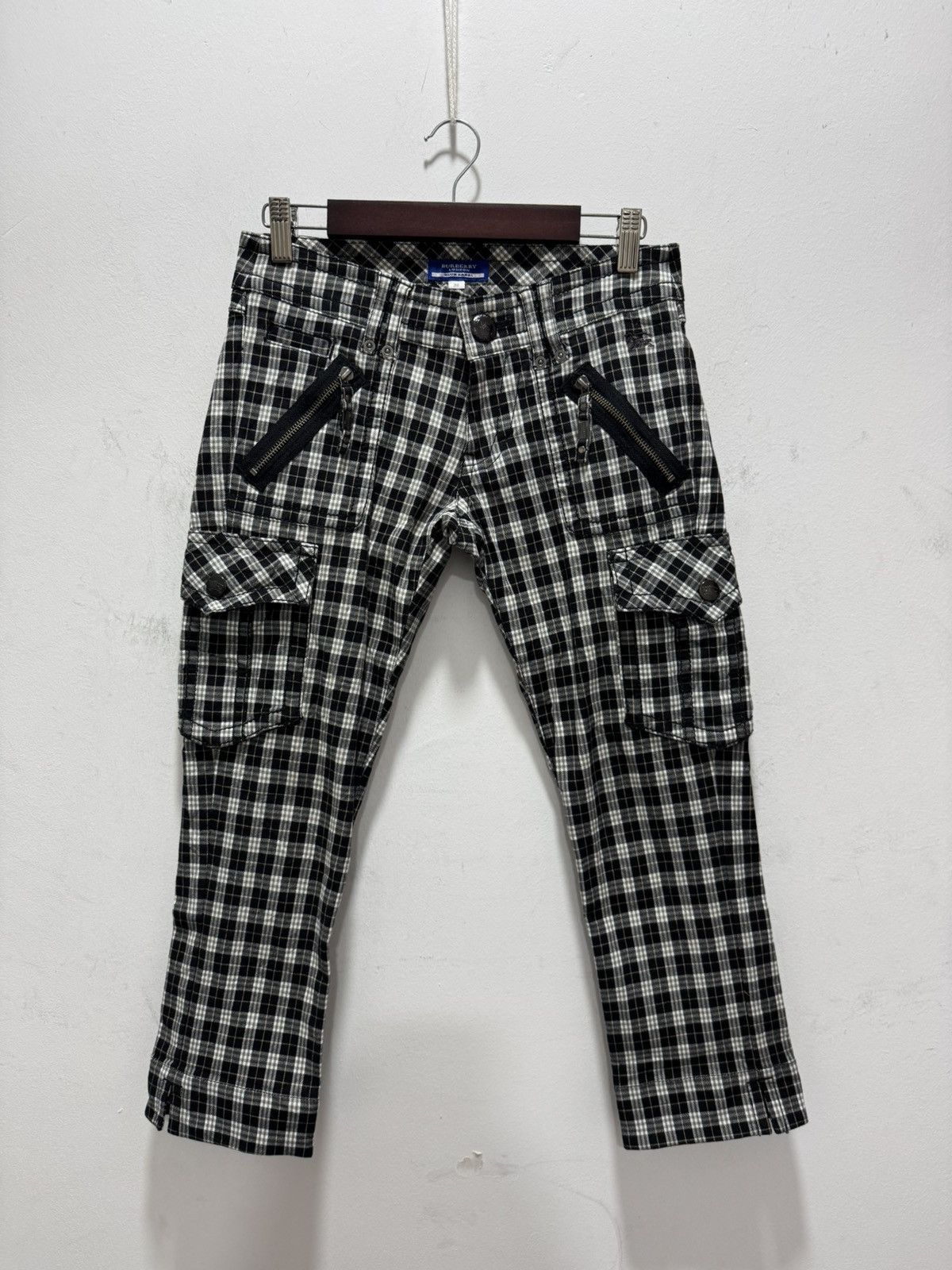 Burberry BURBERRY LONDON BLUE LABEL TARTAN CROPPED SLIM TROUSERS Size 28" / US 6 / IT 42 - 1 Thumbnail