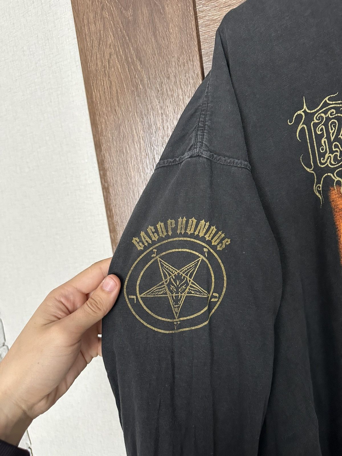 Band Tees 1996 Cradle Of Filth Vempire Vintage Long Sleeve T-Shirt Size US XL / EU 56 / 4 - 12 Thumbnail