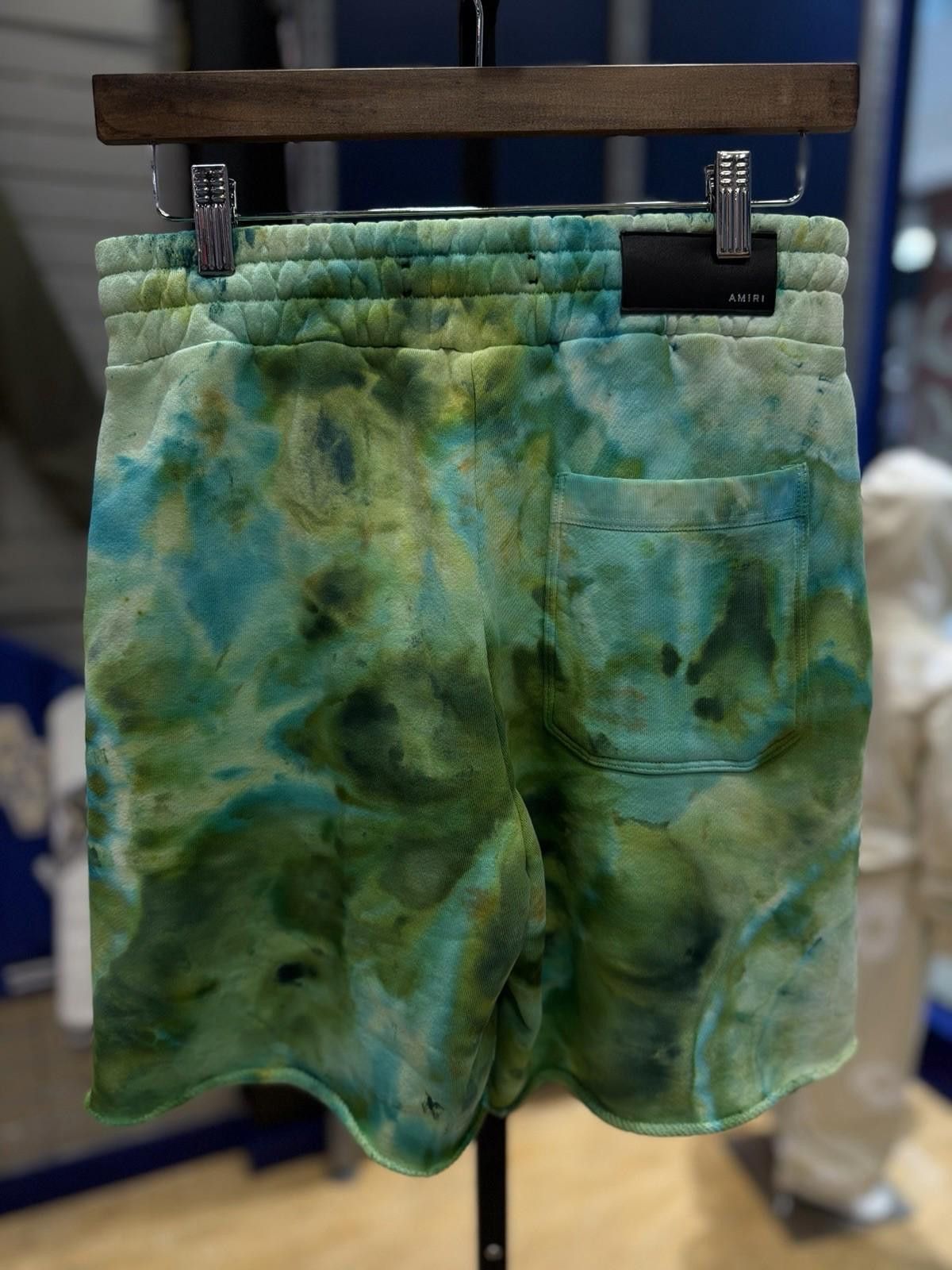 Amiri AMIRI TIE DYE MA SWEATSHORTS S22MJL025 SIZE (M) New Green Size US 32 / EU 48 - 6 Thumbnail