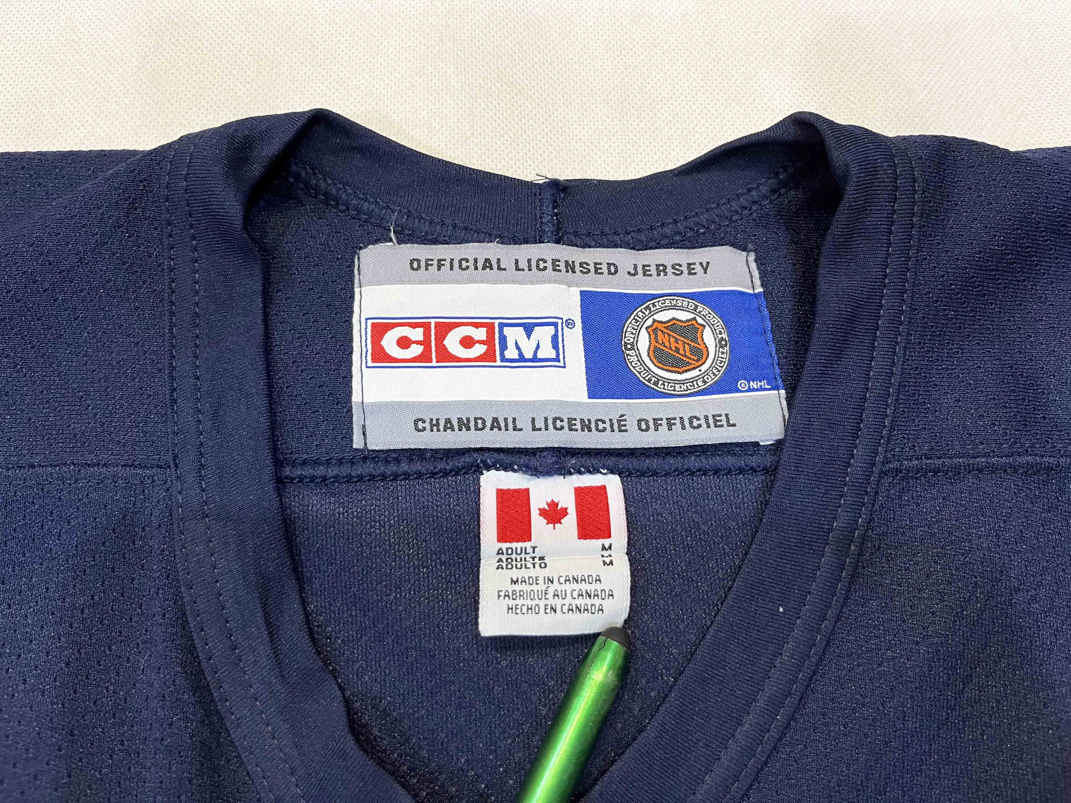 Ccm CCM Toronto Maple Leafs NHL Practice Hockey Jersey Size US M / EU 48-50 / 2 - 3 Thumbnail