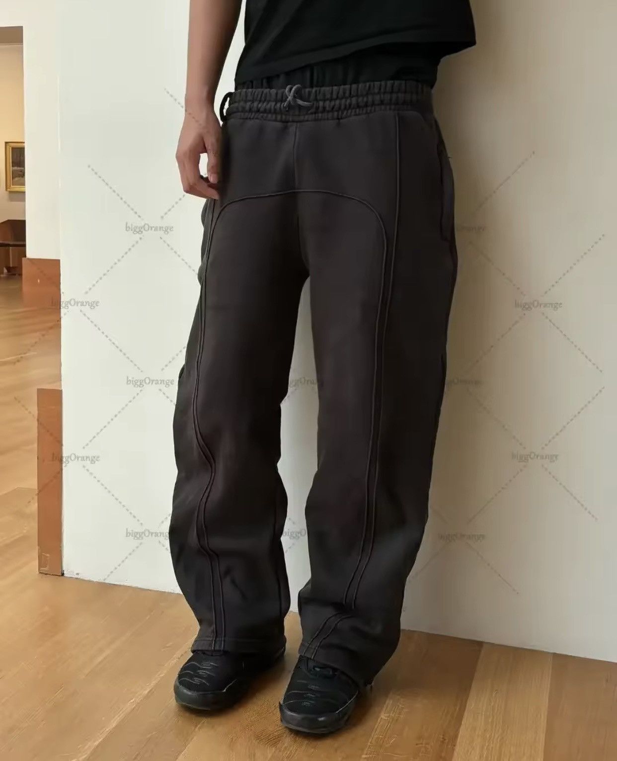 Japanese Brand Retro Splicing Oversized Sweatpants Size US 31 - 2 Thumbnail