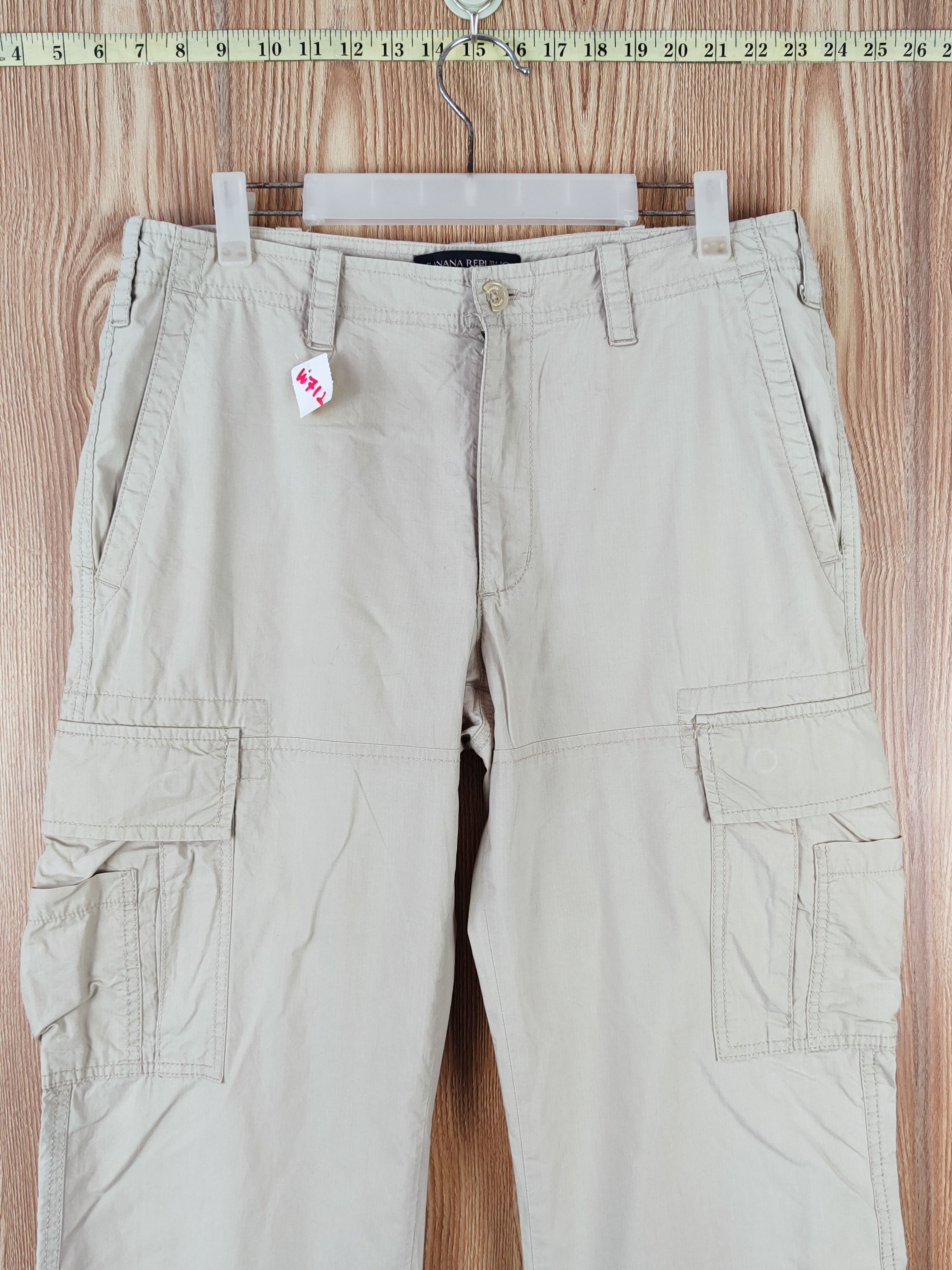 Banana Republic Banana Republic Beige Multipocket Tactical Cargo Pants #W712 Size US 32 / EU 48 - 2 Thumbnail