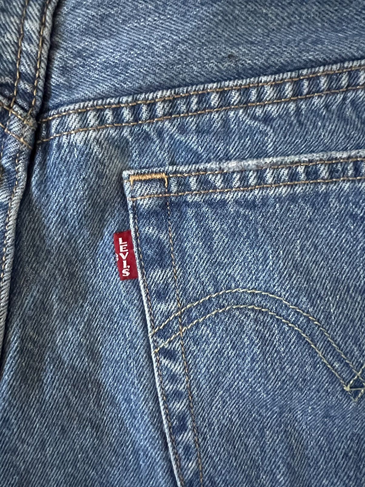Levi's Levi’s Premium 501 Cut Off Jeans Size 31" - 3 Thumbnail