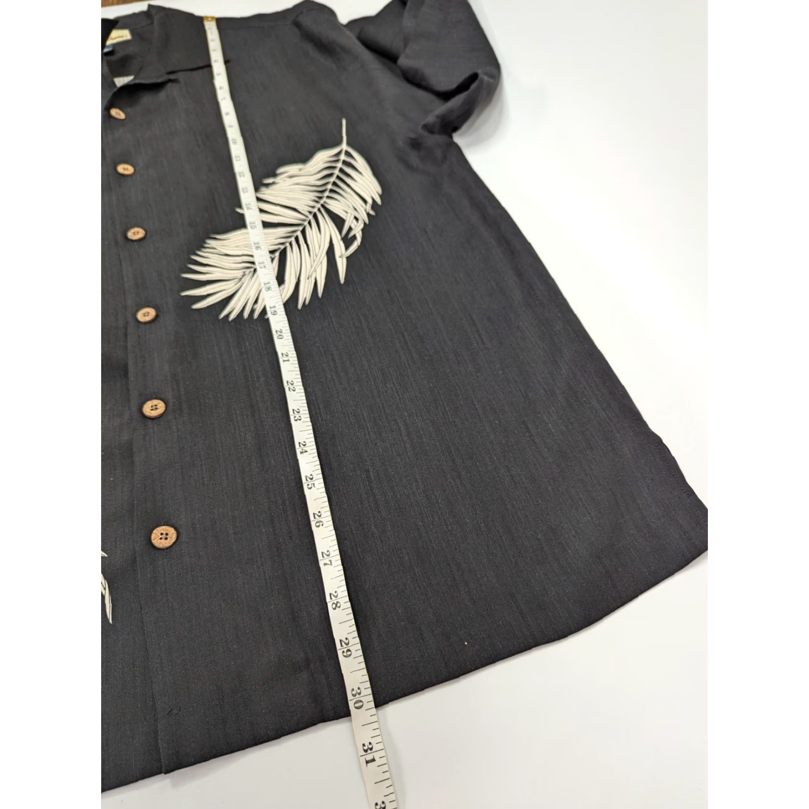 Tommy Bahama Tommy Bahama Camp Silk Shirt L Black Palm AOP Hawaiian Short Sleeve Collared Button-Up Size US L / EU 52-54 / 3 - 3 Thumbnail