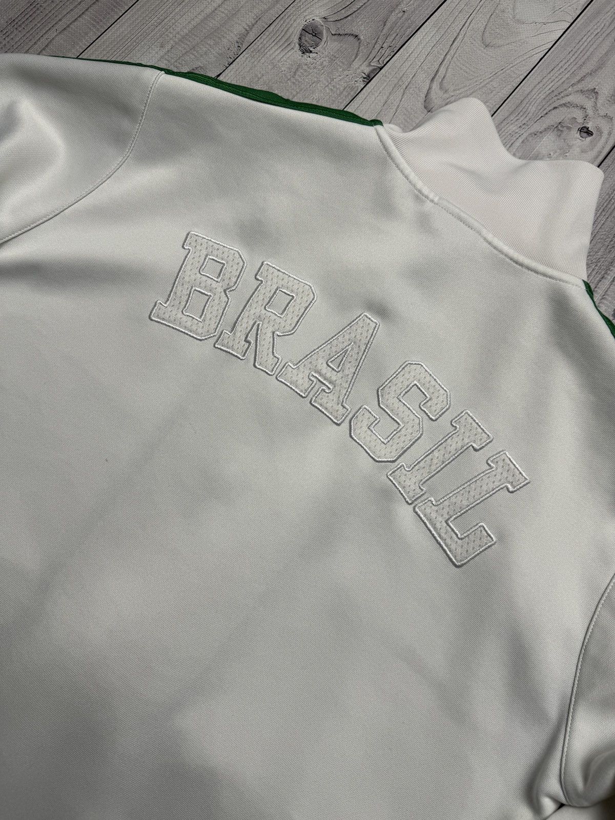 Nike Vintage Soccer Nike Brazil sweatshirt track jacket Brasil Size US M / EU 48-50 / 2 - 2 Thumbnail