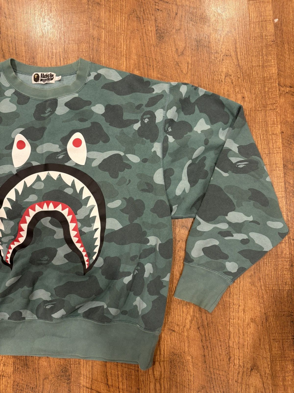 Bape A Bathing Ape Men's L Crewneck Bape Camo Shark Pattern Green Size US L / EU 52-54 / 3 - 3 Thumbnail
