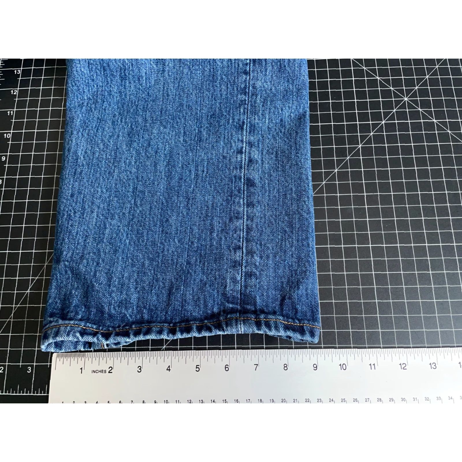 Levi's VINTAGE Levi's 501 Jeans Men 40 x 29.5 Blue Denim 2010 Straight Leg 5-Pocket Design Men Size US 40 / EU 56 - 7 Thumbnail