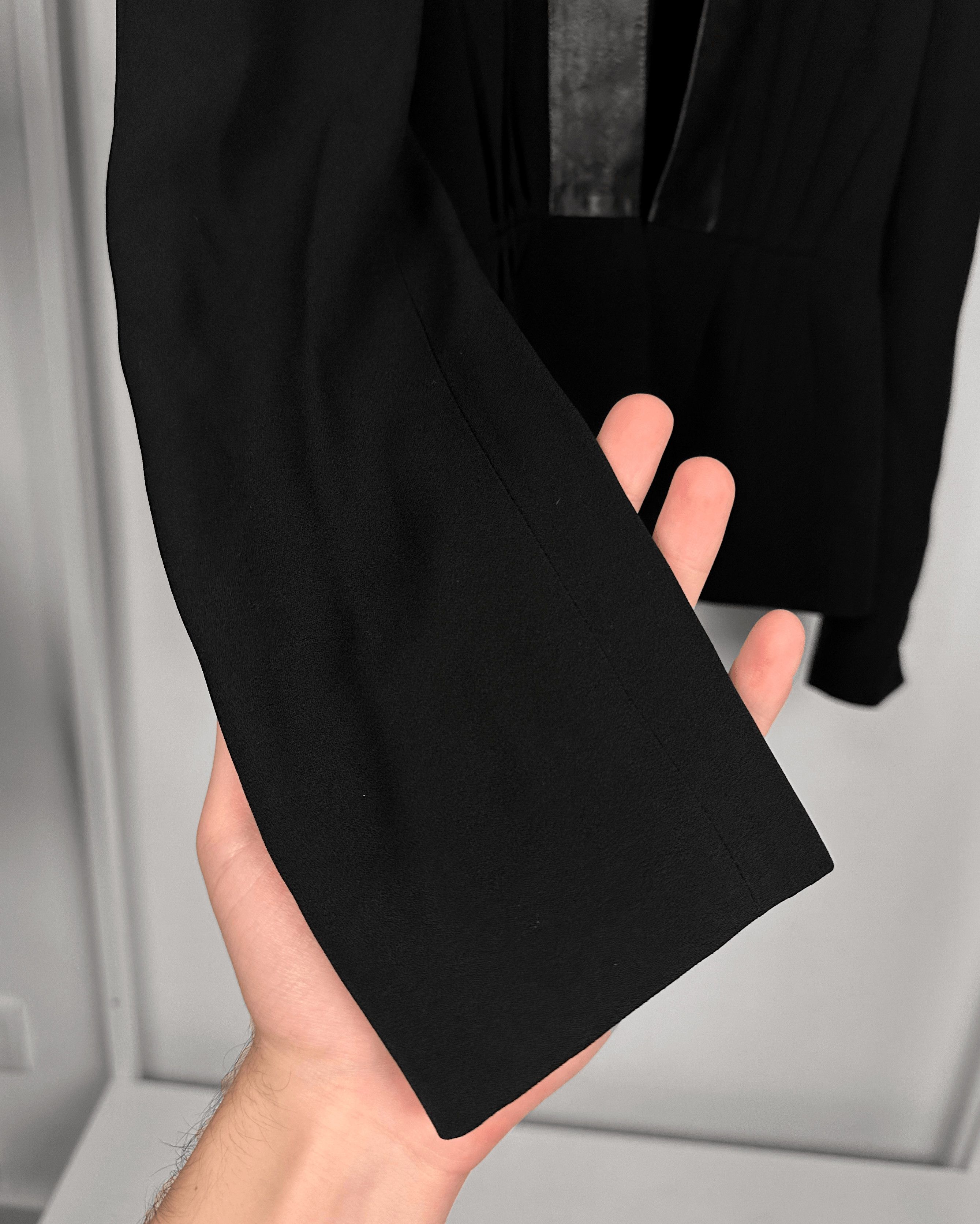Gucci Gucci Blazer With Leather Collar Size US XS / EU 42 / 0 - 5 Thumbnail