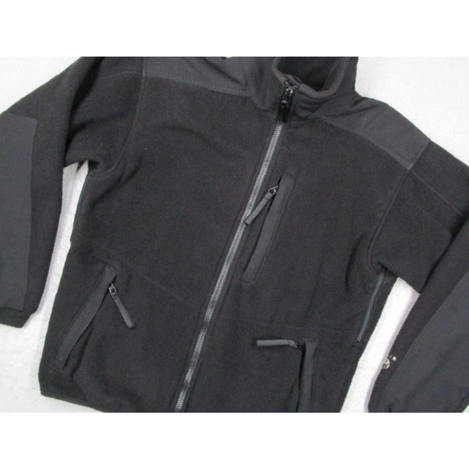 Mountain Hardwear VINTAGE Mountain Hardwear Jacket Womens 10 Black Polartec Full Zip USA Jacket Women Black Full Zip Pockets Wind-Resistant All Seasons Logo USA Size L / US 10 / IT 46 - 2 Thumbnail