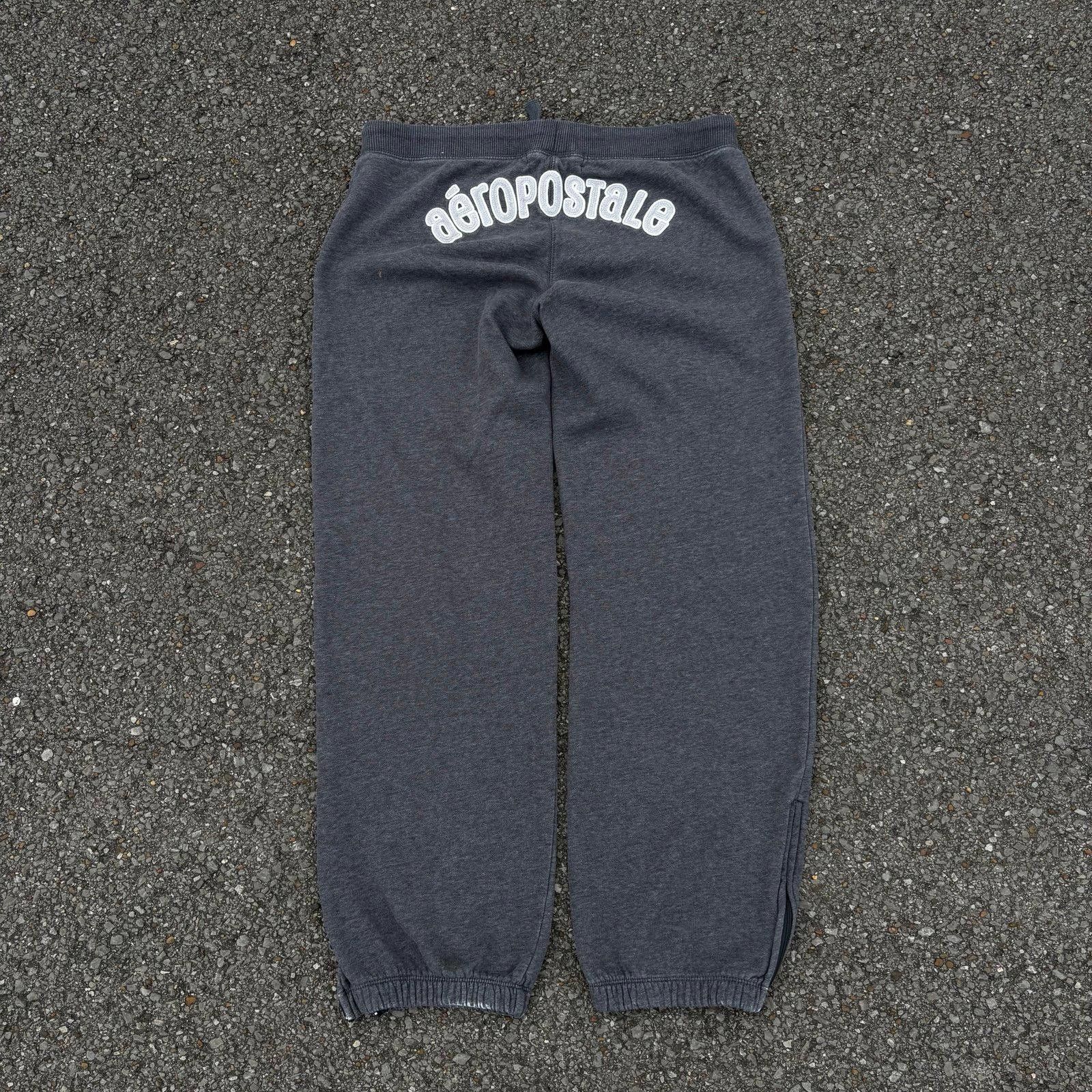Aeropostale Y2K Aéropostale flared gray sweatpants Size 32" / US 10 / IT 46 - 1 Thumbnail