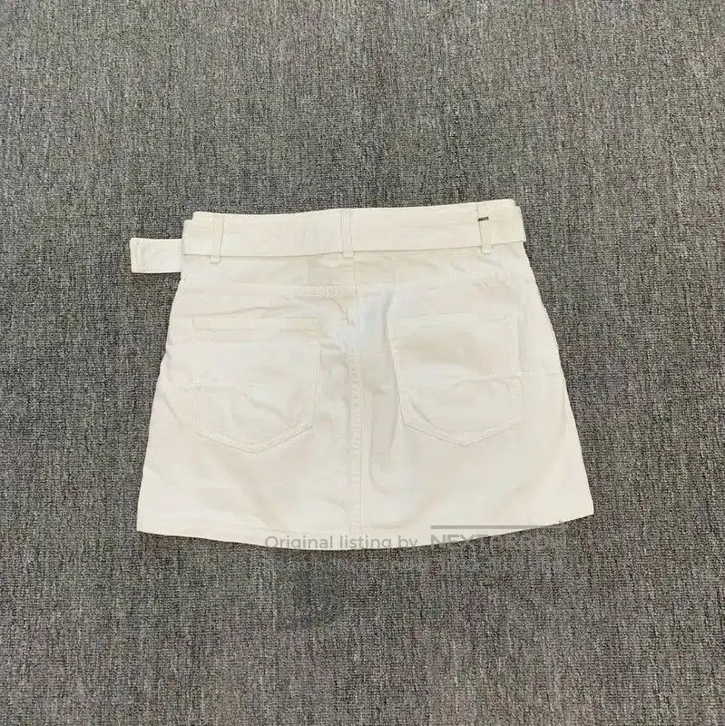 Dior Dior Women's White Cotton Shorts . Size 27" / US 4 / IT 40 - 2 Thumbnail