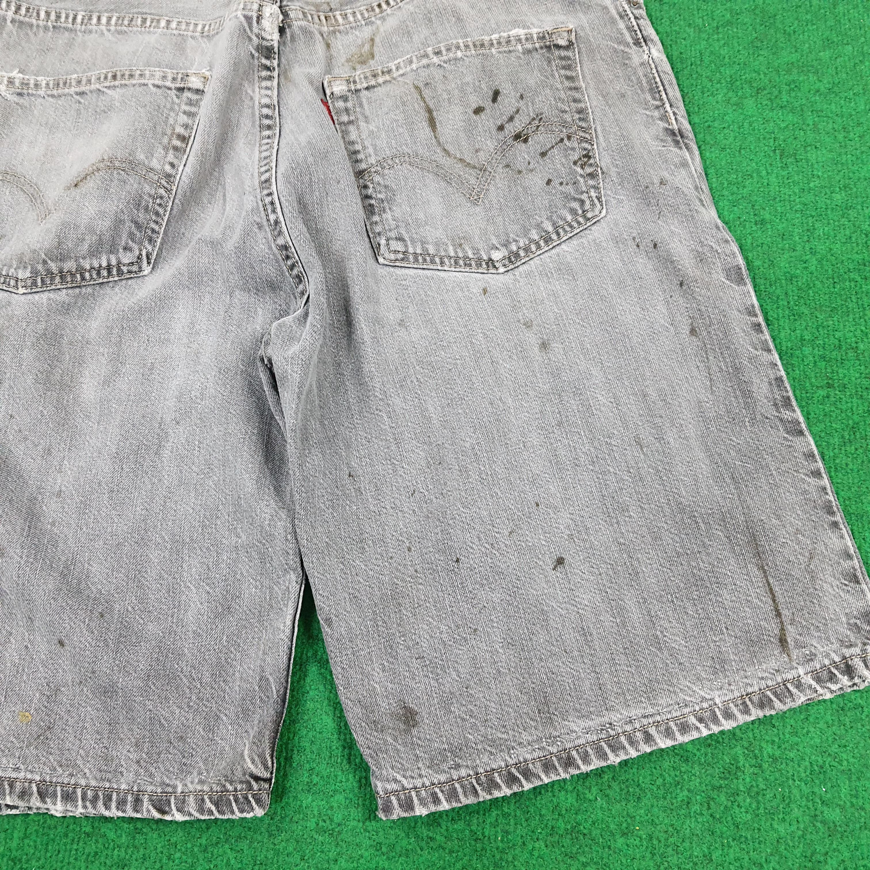 Levi's × Vintage Vintage Levi's 569 Loose Distressed Short Jeans Size US 36 / EU 52 - 11 Thumbnail