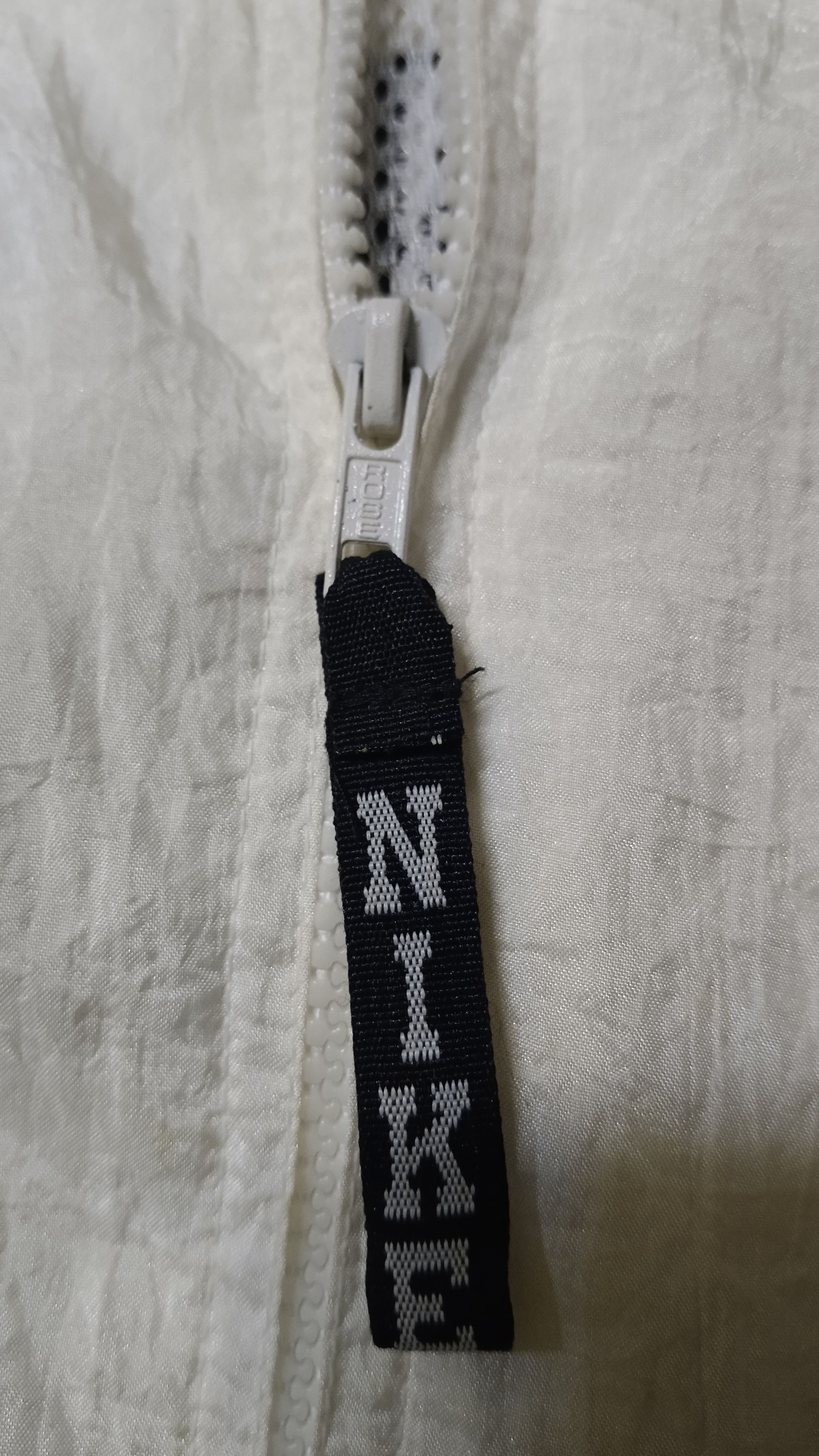 Nike × Vintage Vintage Nike Distressed Windbreaker Size US L / EU 52-54 / 3 - 4 Thumbnail