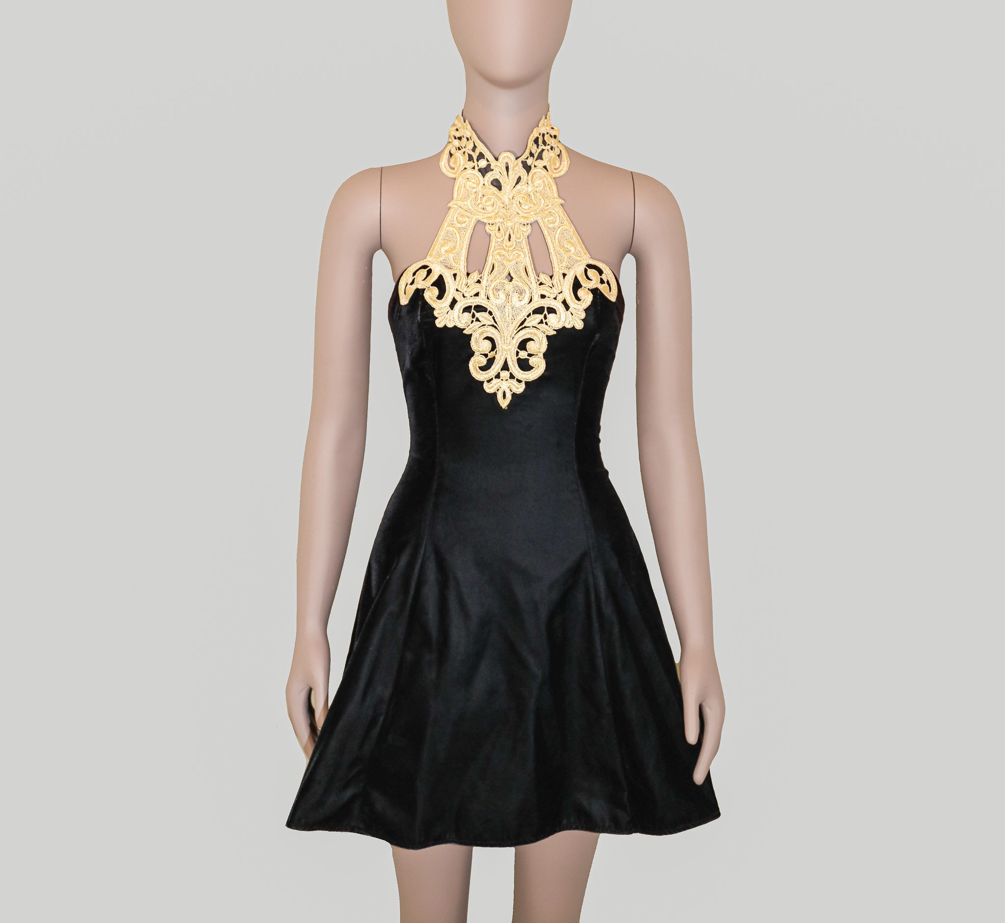 Vintage Jessica McClintock Black Gold Lace Halter Dress - laplaya.ma