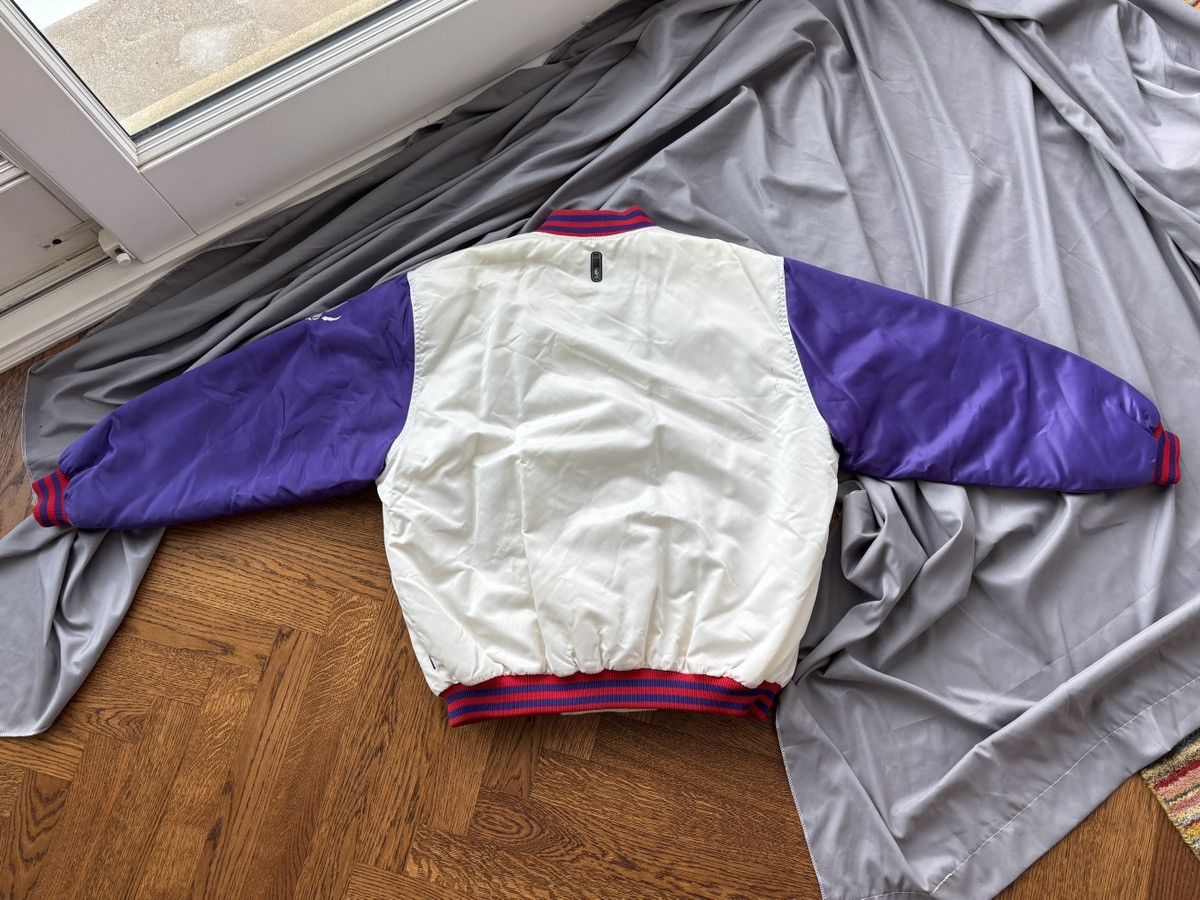 Reebok × Starter × Vintage Vintage Toronto Raptors Satin Jacket 90s Bomber 2000s Size US L / EU 52-54 / 3 - 11 Thumbnail