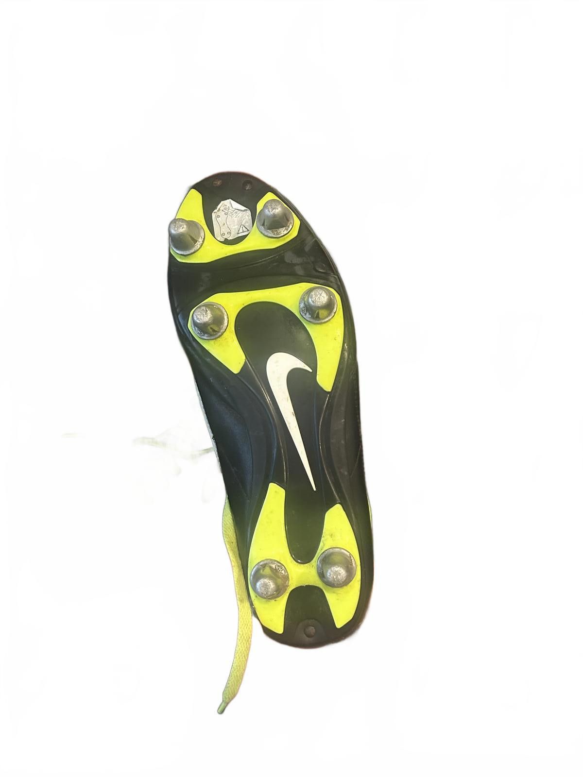 Nike Nike Football Boots - Black & Neon Yellow Size US 8.5 / EU 41-42 - 3 Thumbnail